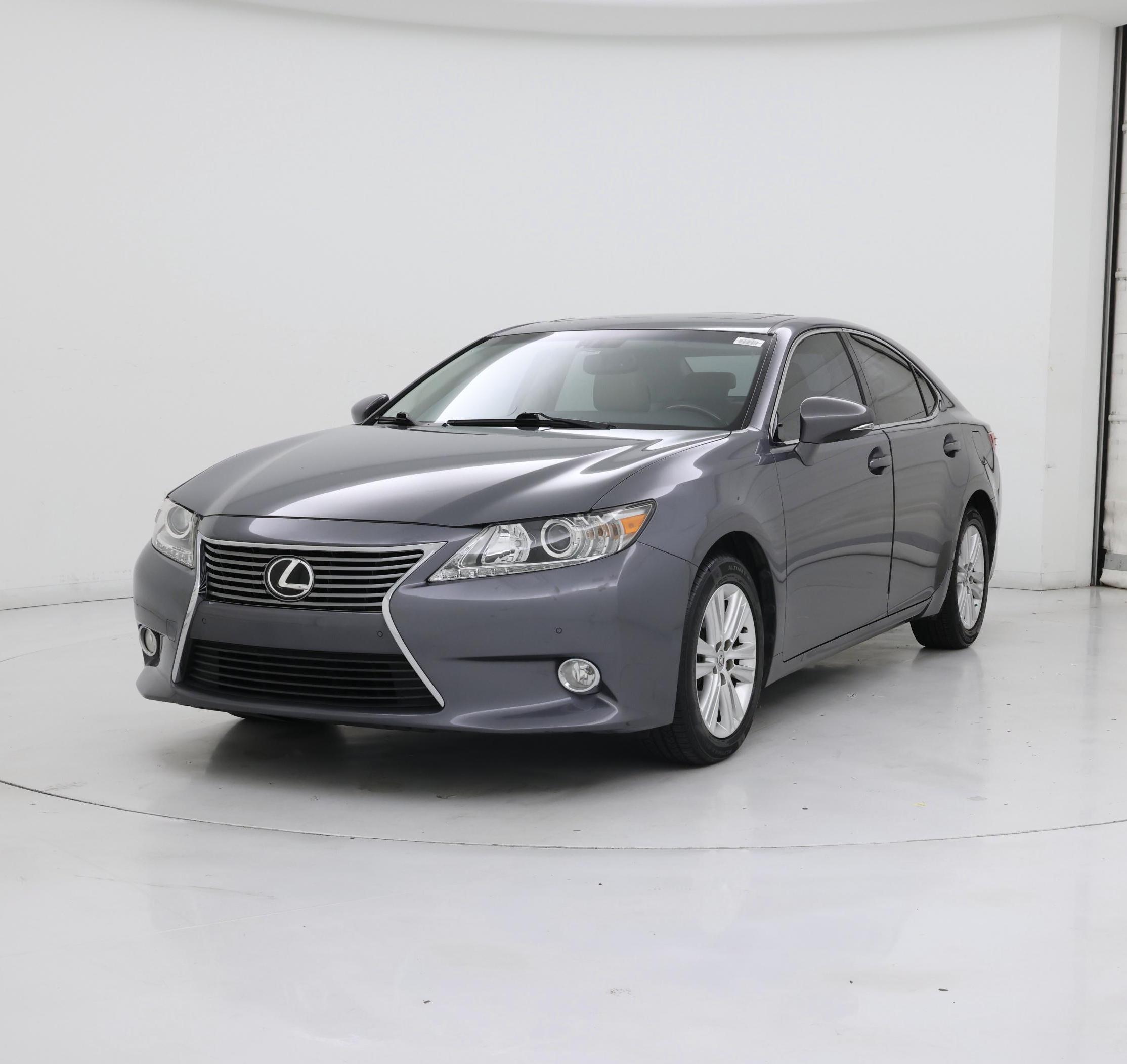 Thumbnail: 2014 Lexus ES - 4