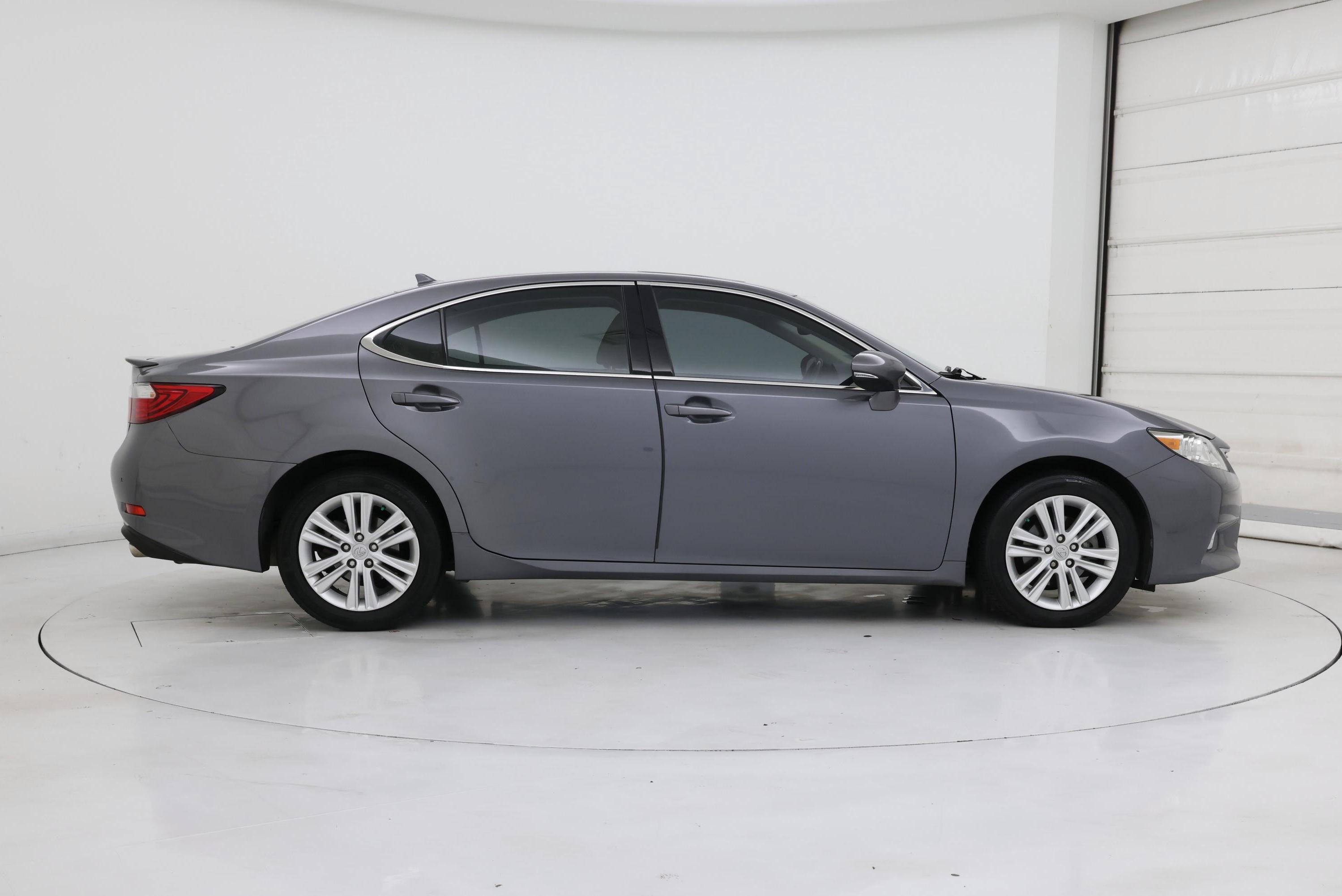 Thumbnail: 2014 Lexus ES - 7