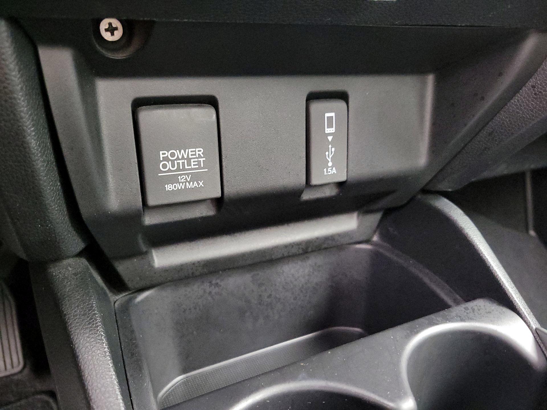 Thumbnail: 2019 Honda Fit - 18