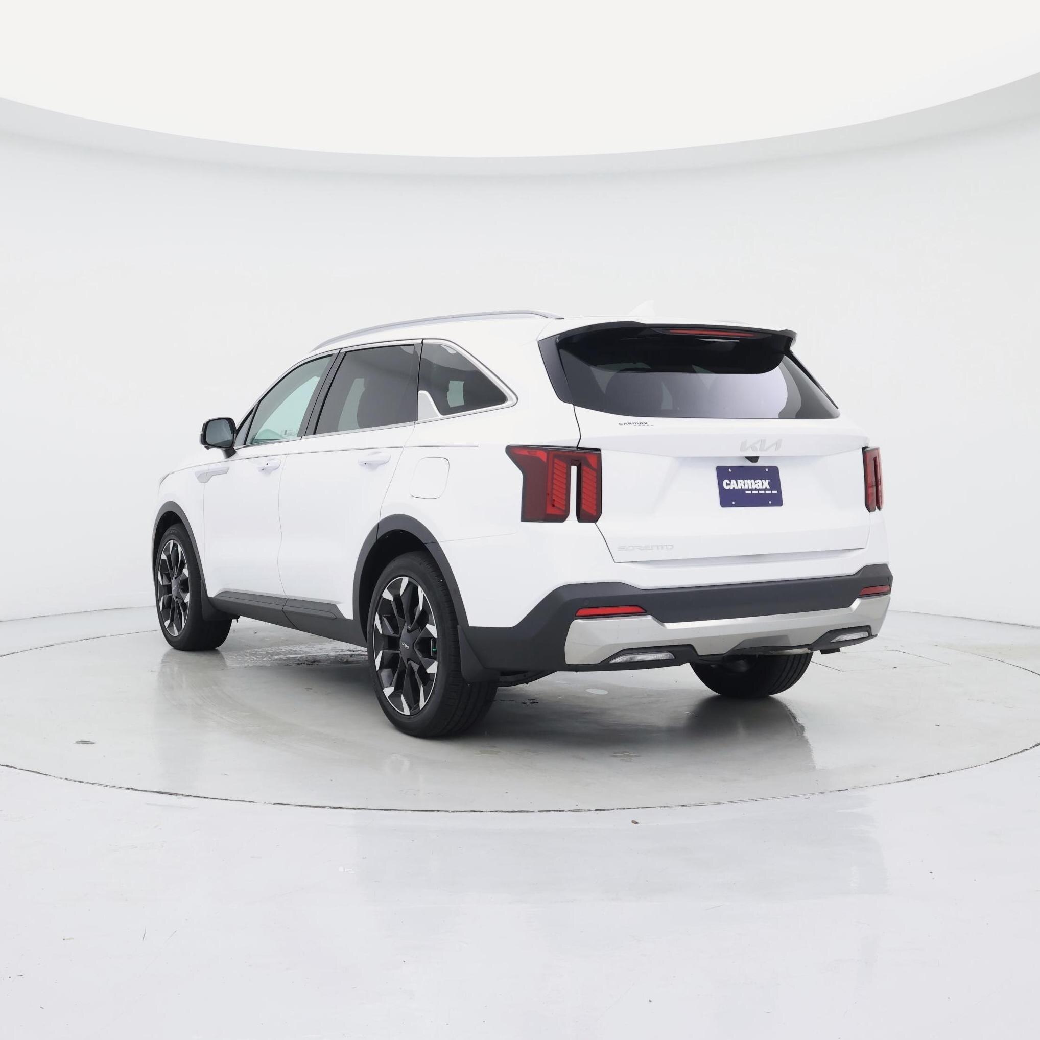 Thumbnail: 2026 Kia Sorento - 2