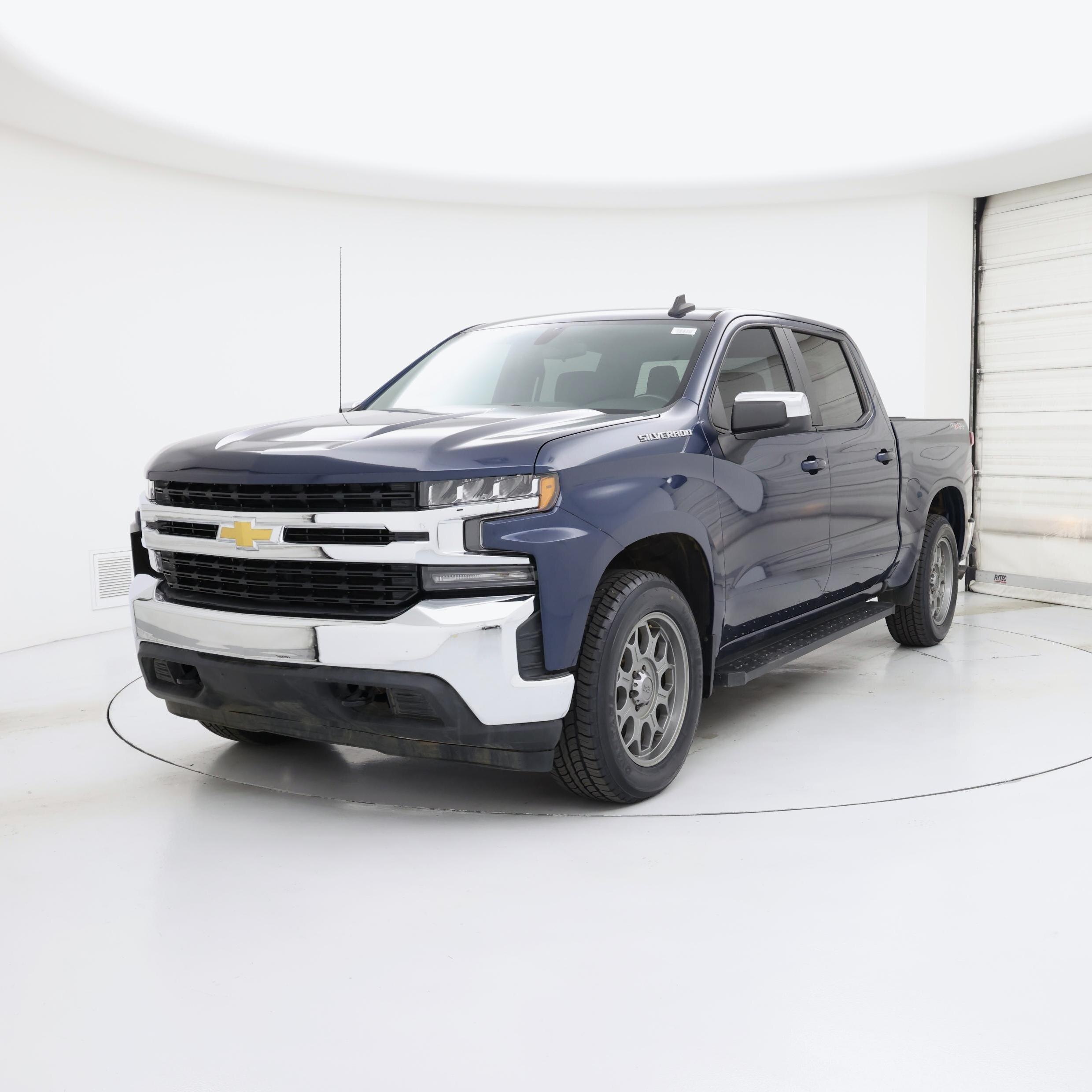 Thumbnail: 2020 Chevrolet Silverado 1500 - 4