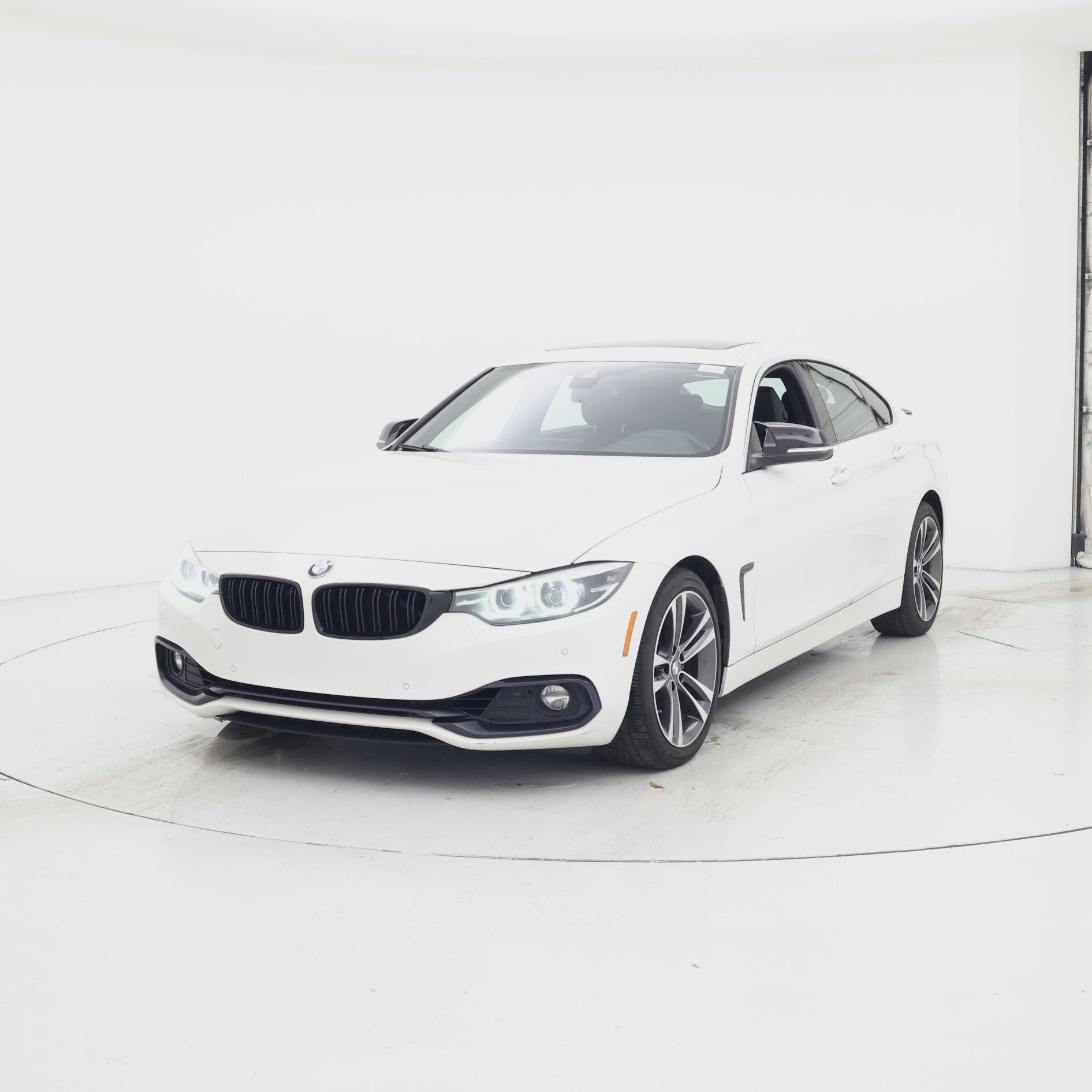 Thumbnail: 2020 BMW 4 Series - 4