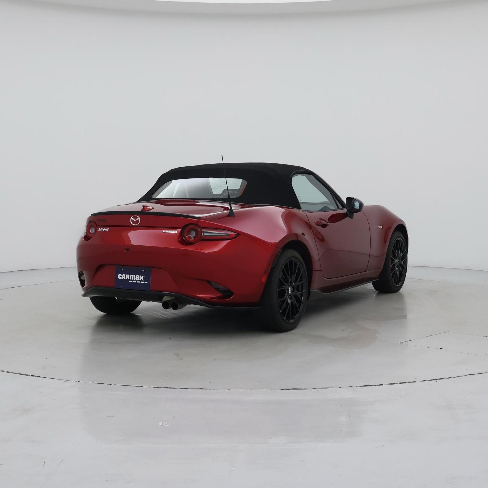 Thumbnail: 2025 Mazda MX-5 Miata - 8