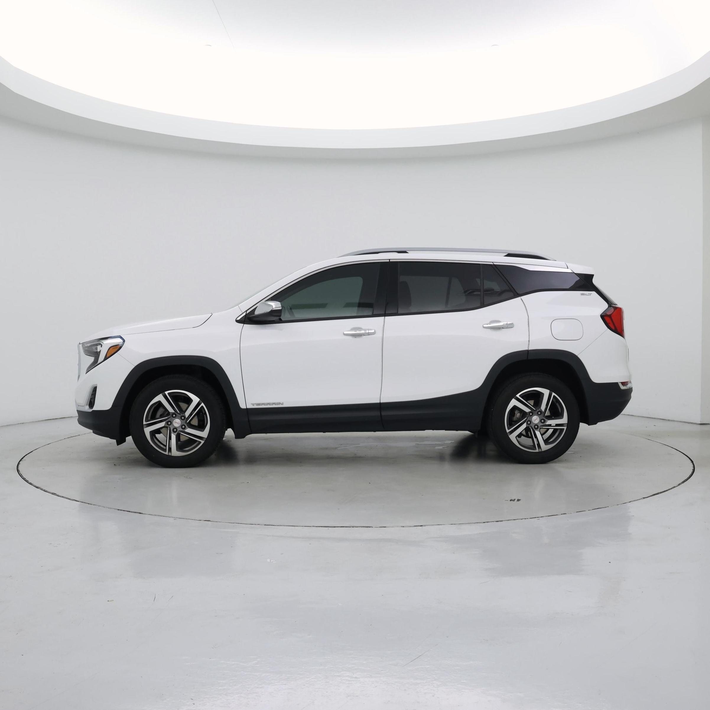 Thumbnail: 2020 GMC Terrain - 3