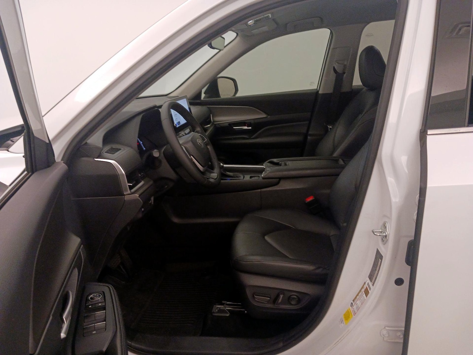2024 Toyota Grand Highlander XLE - Photo 12