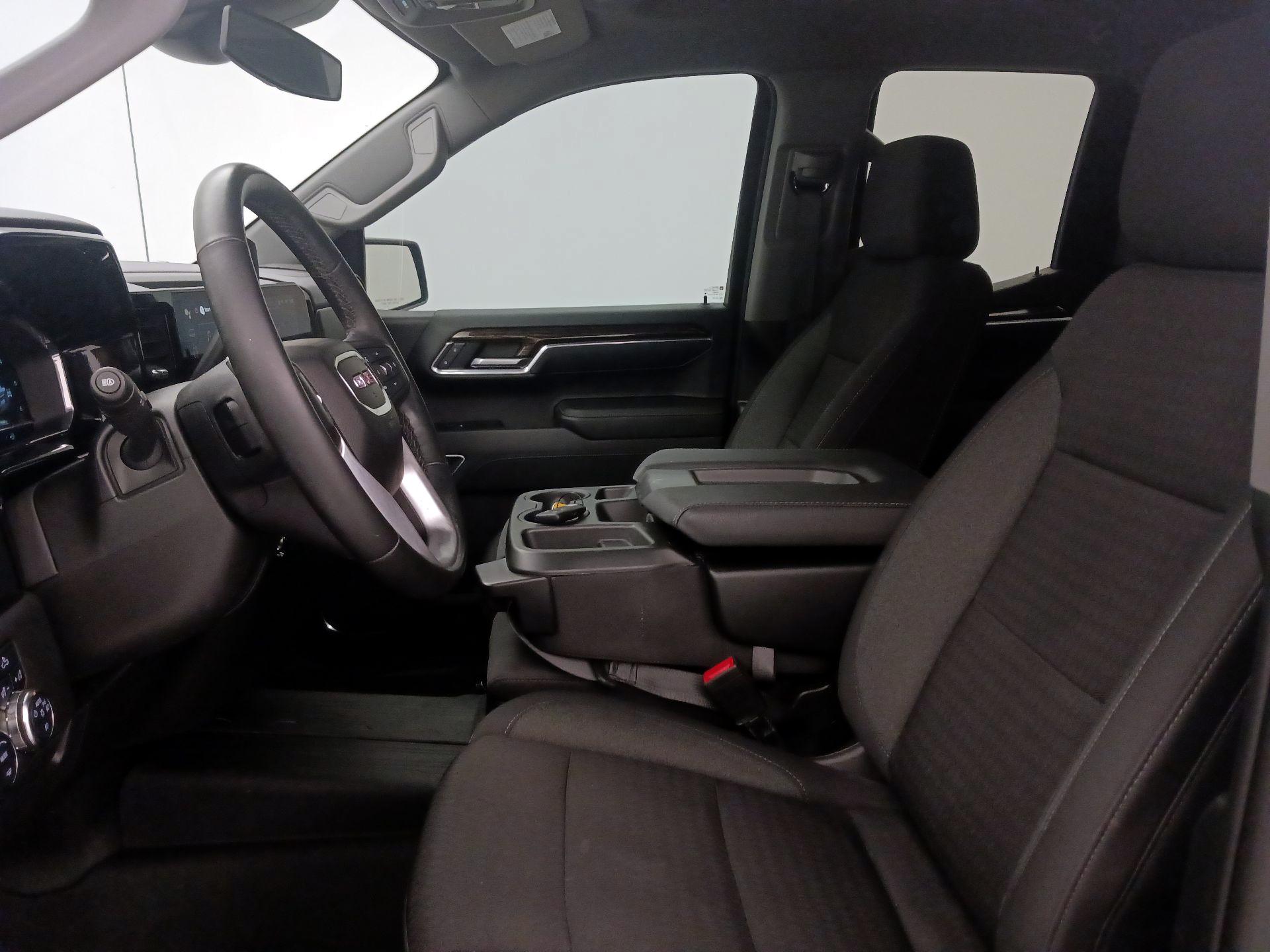 Thumbnail: 2023 GMC Sierra 1500 - 11