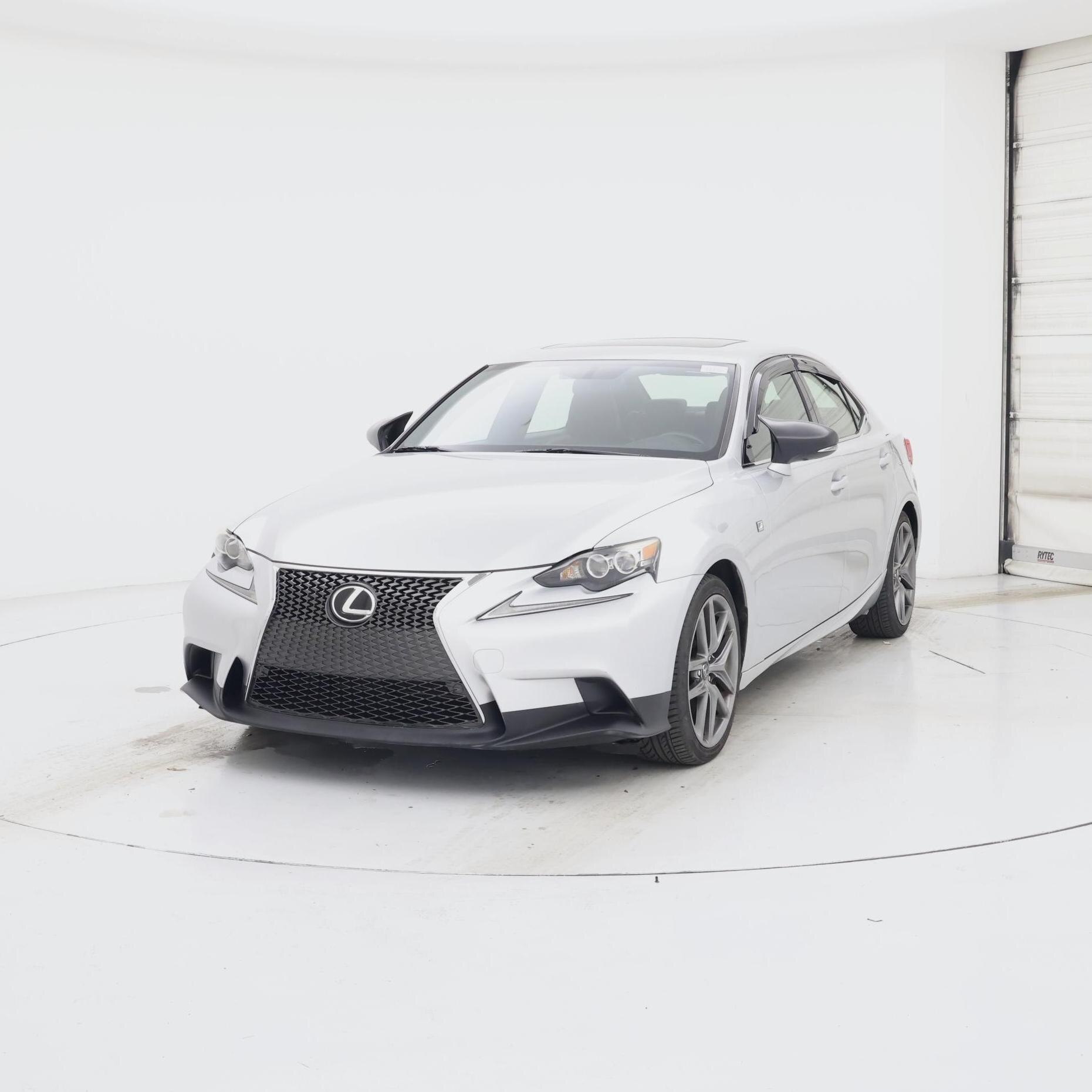 Thumbnail: 2016 Lexus IS - 4
