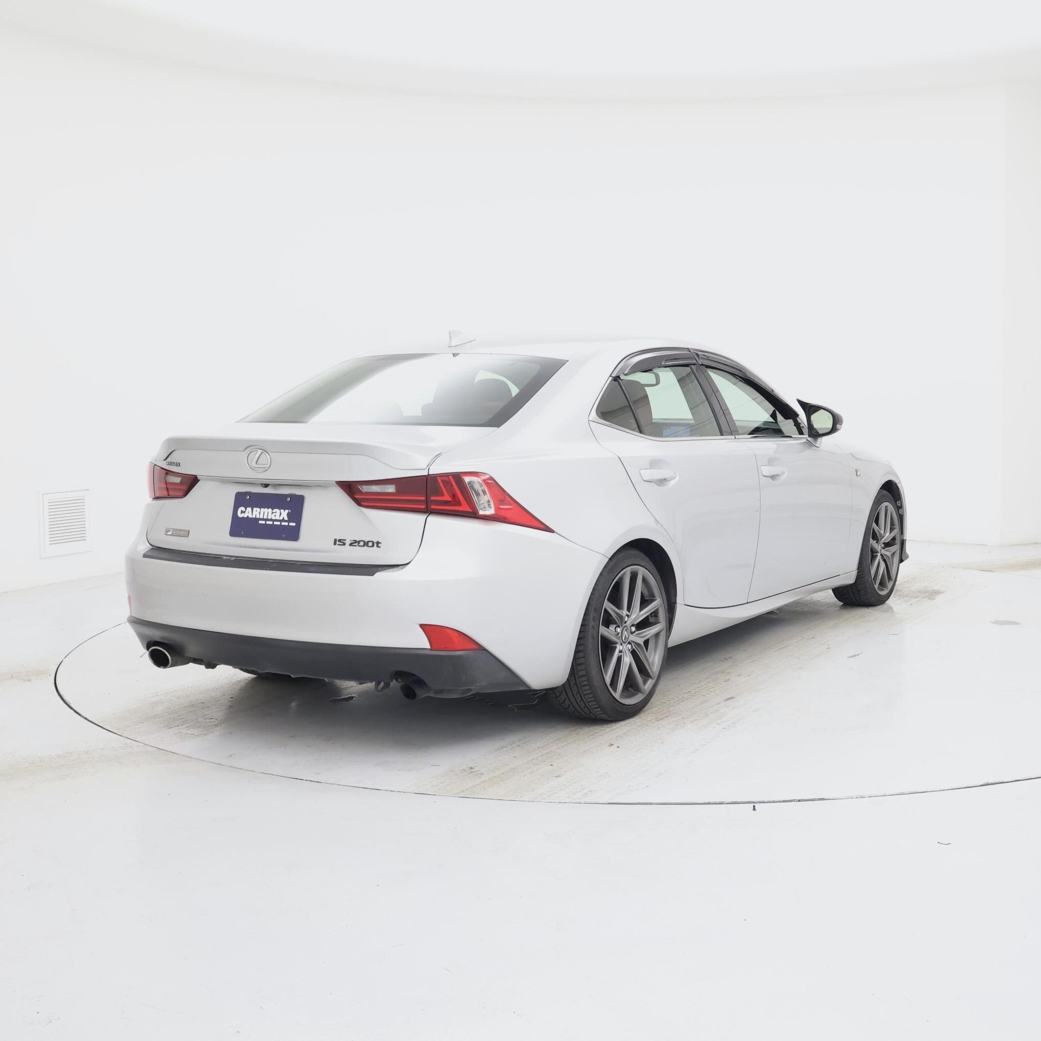 Thumbnail: 2016 Lexus IS - 8