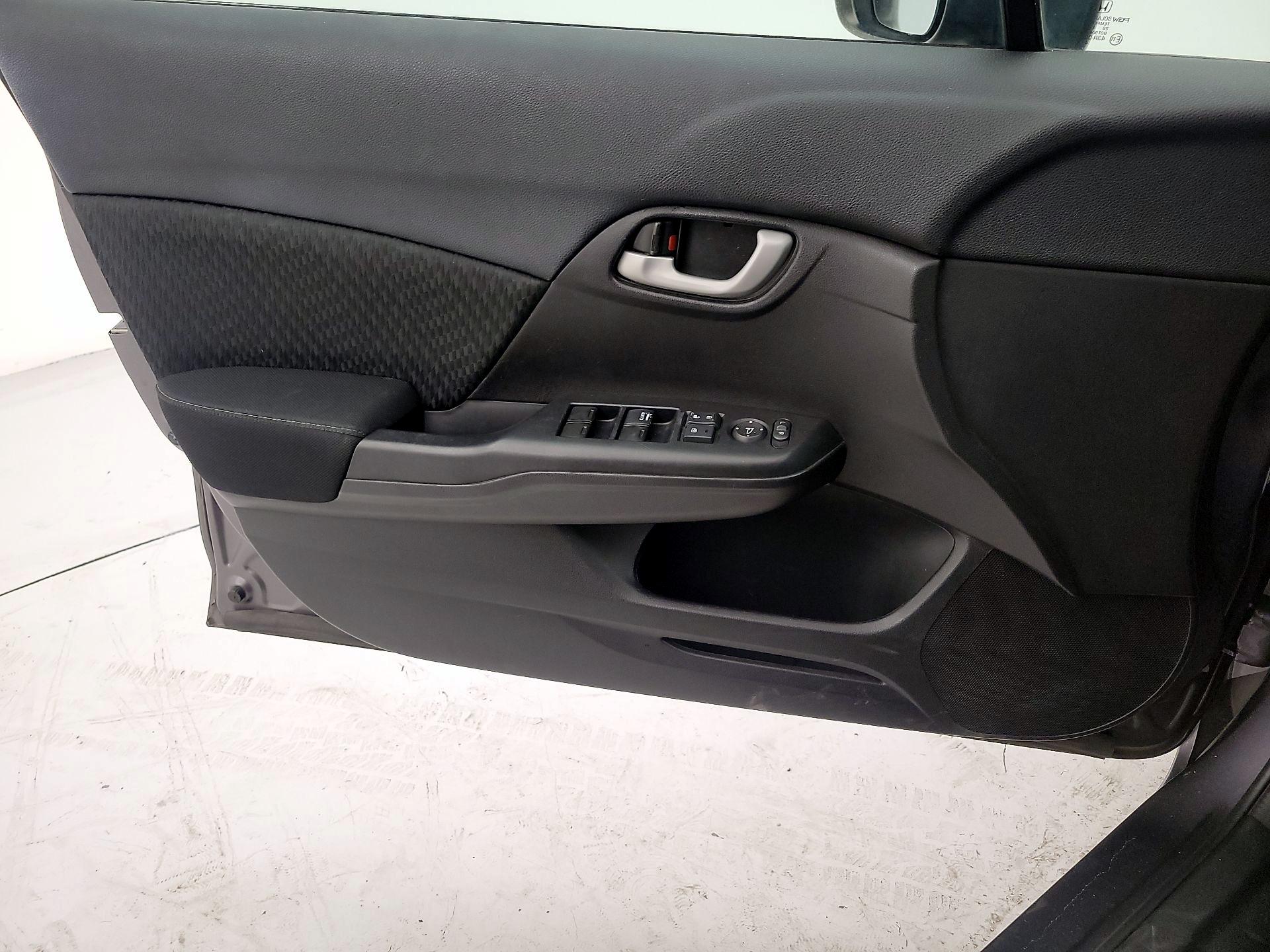 Thumbnail: 2015 Honda Civic - 12