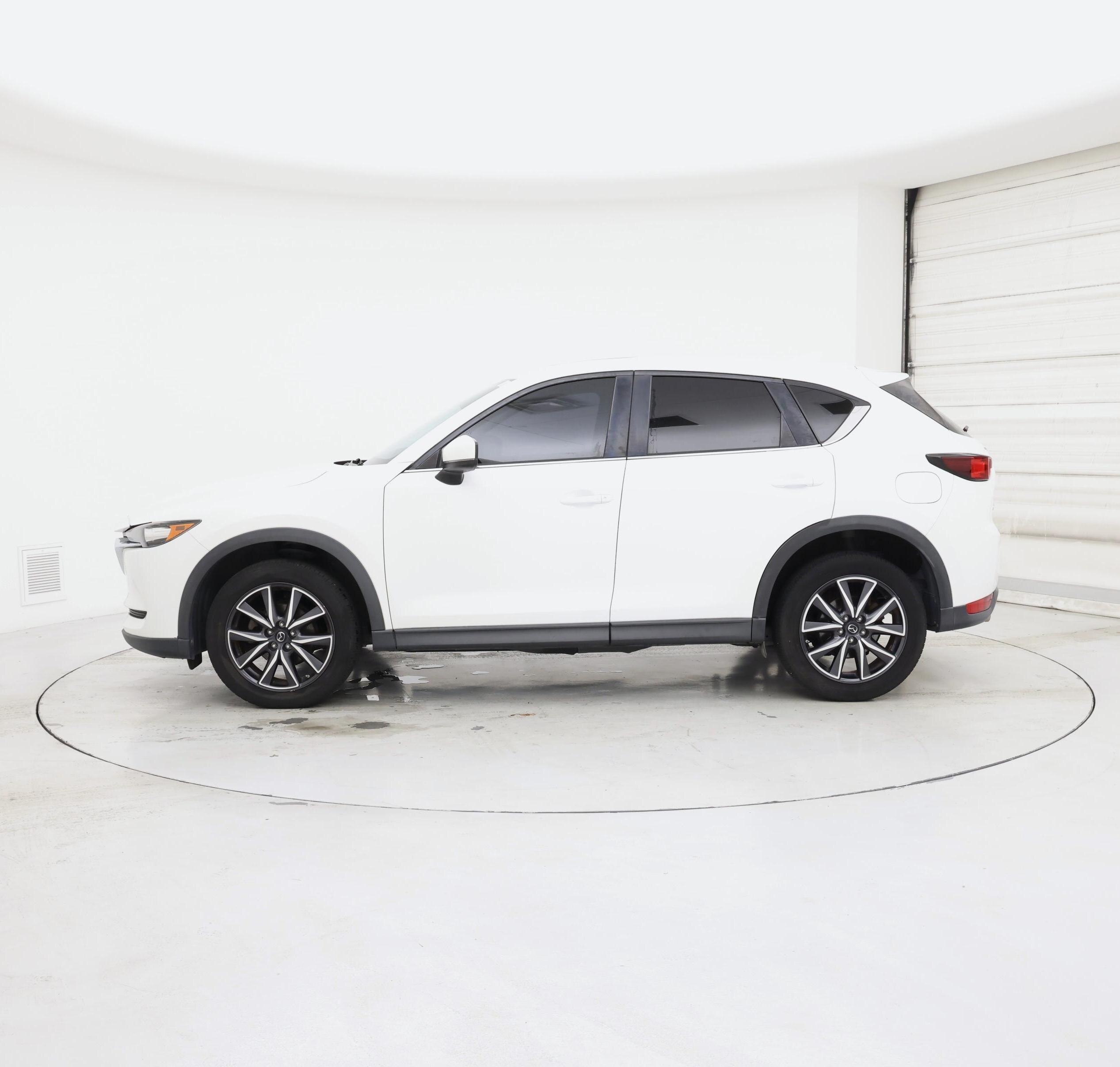 Thumbnail: 2018 Mazda CX-5 - 3