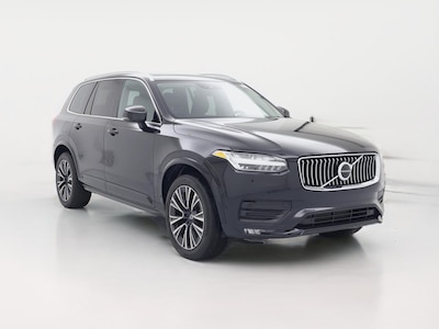 2022 Volvo XC90 T6 Momentum