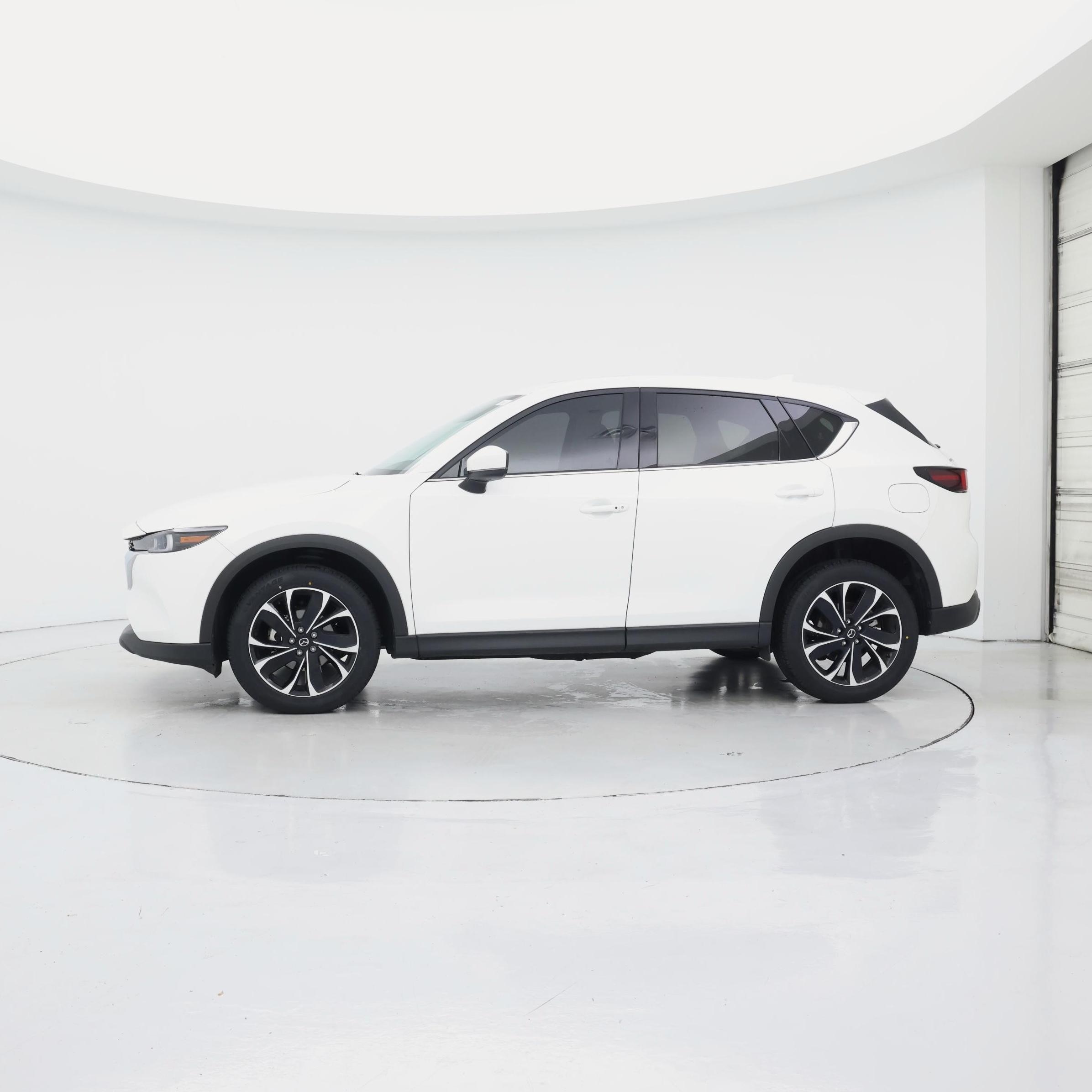 Thumbnail: 2022 Mazda CX-5 - 3
