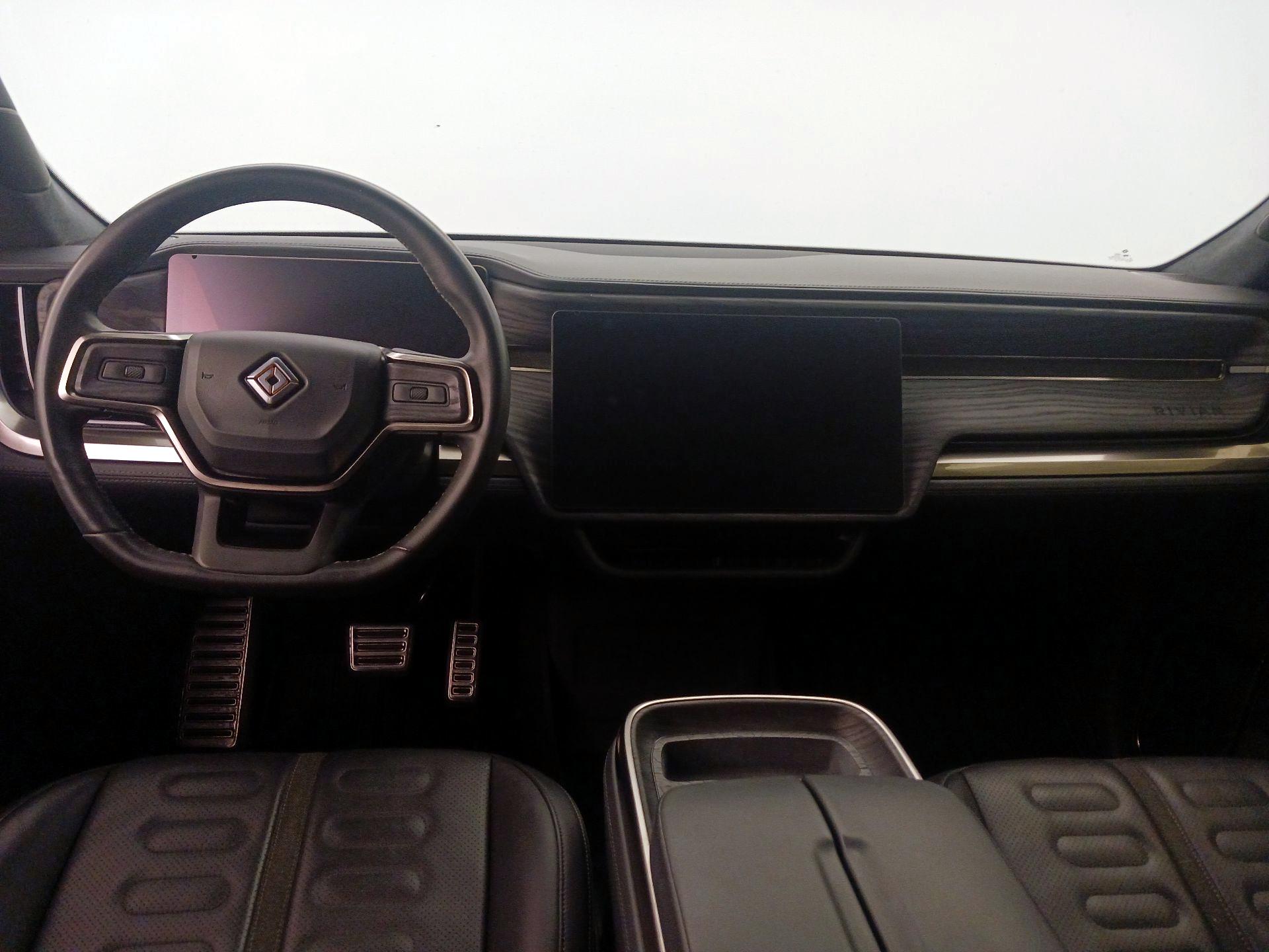 Thumbnail: 2022 Rivian R1T - 9