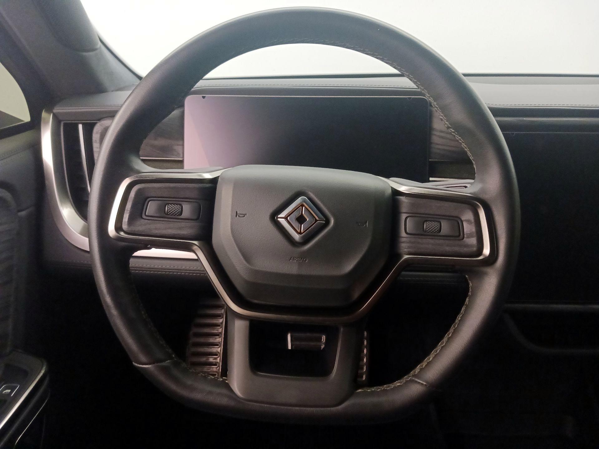 Thumbnail: 2022 Rivian R1T - 10