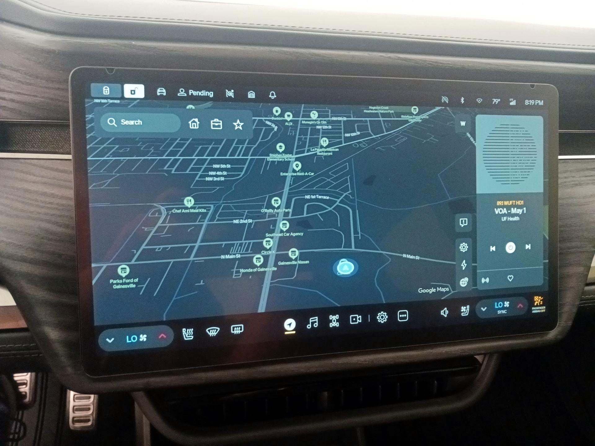 Thumbnail: 2022 Rivian R1T - 13