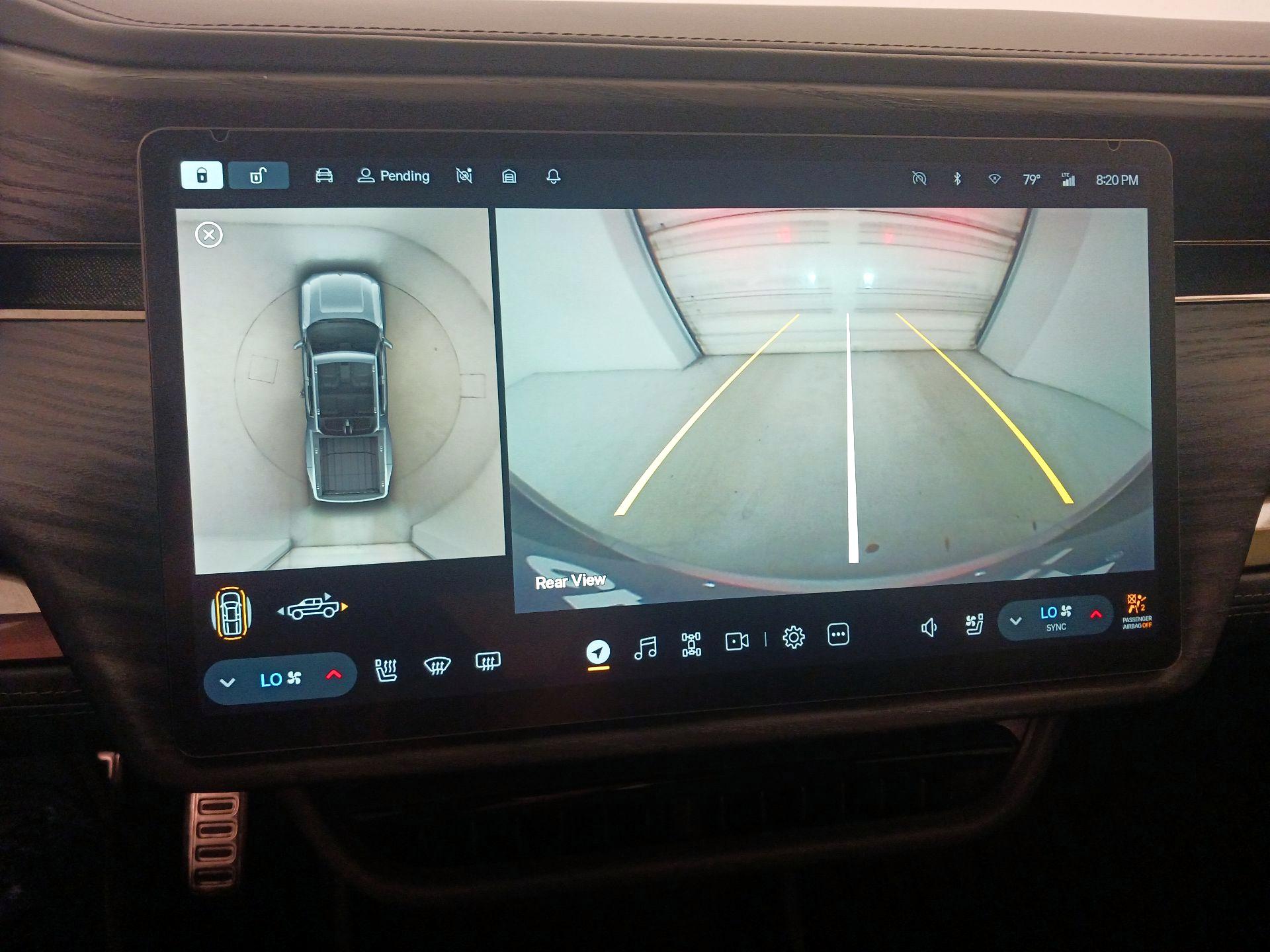 Thumbnail: 2022 Rivian R1T - 14