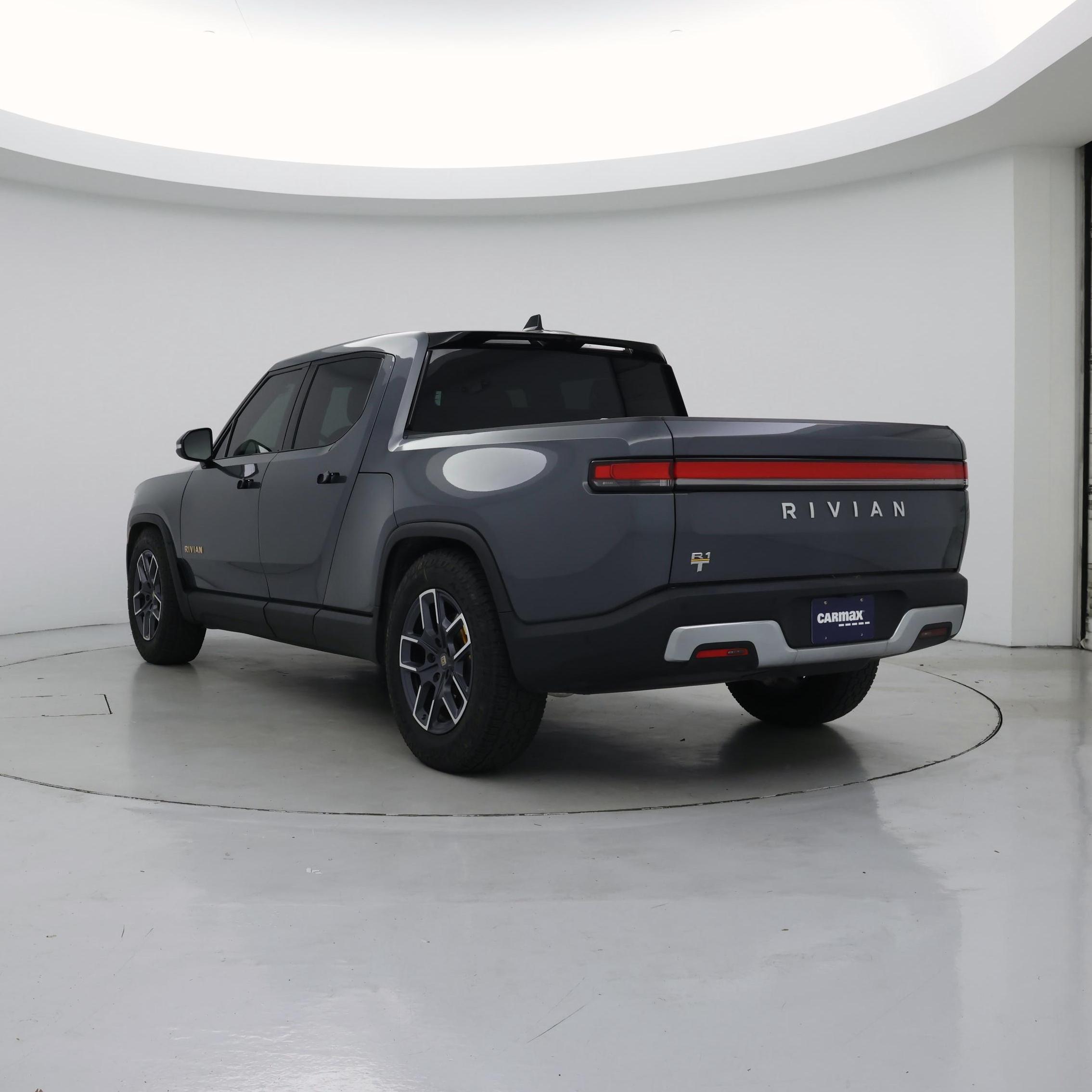 Thumbnail: 2022 Rivian R1T - 2