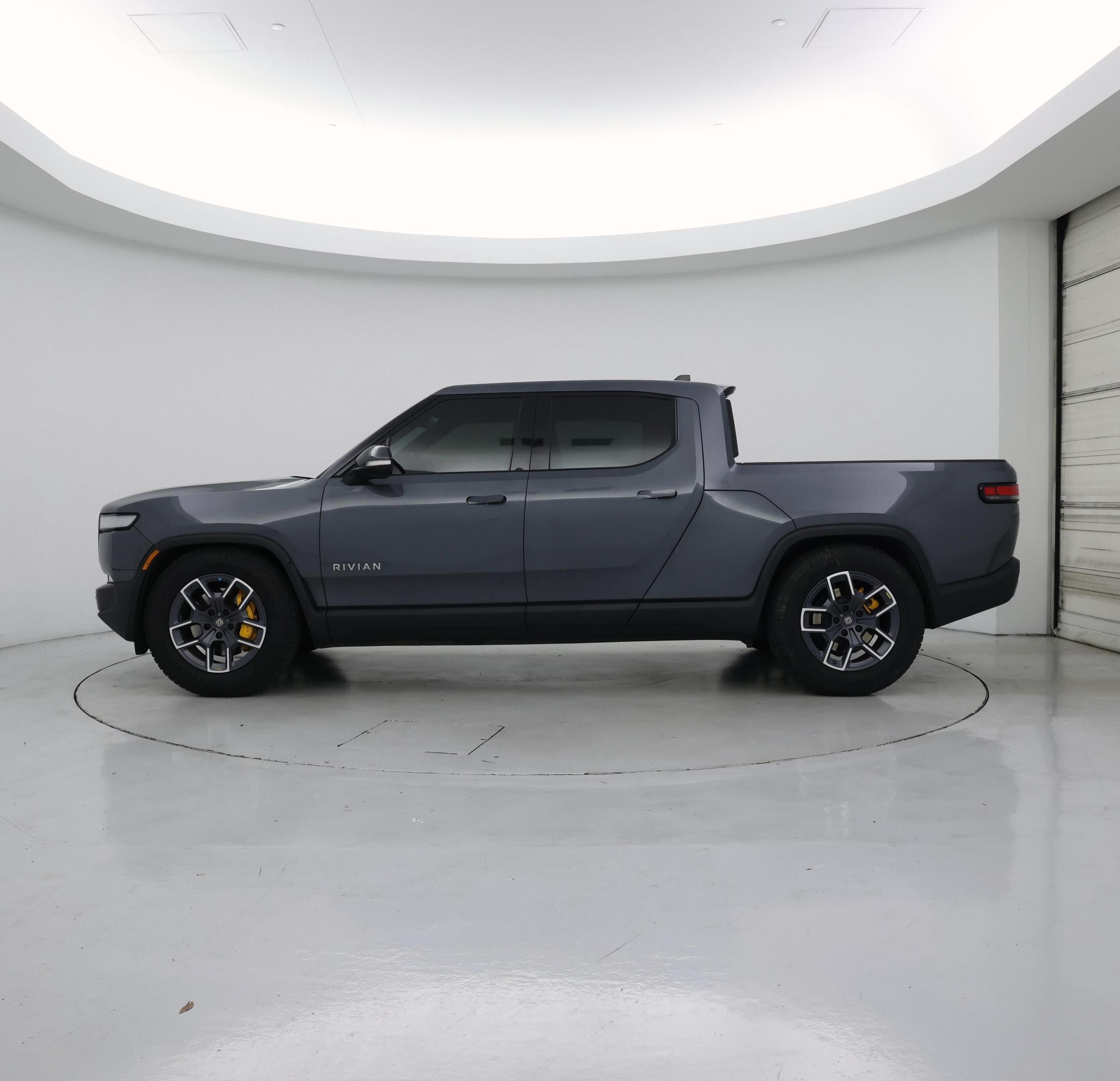 Thumbnail: 2022 Rivian R1T - 3