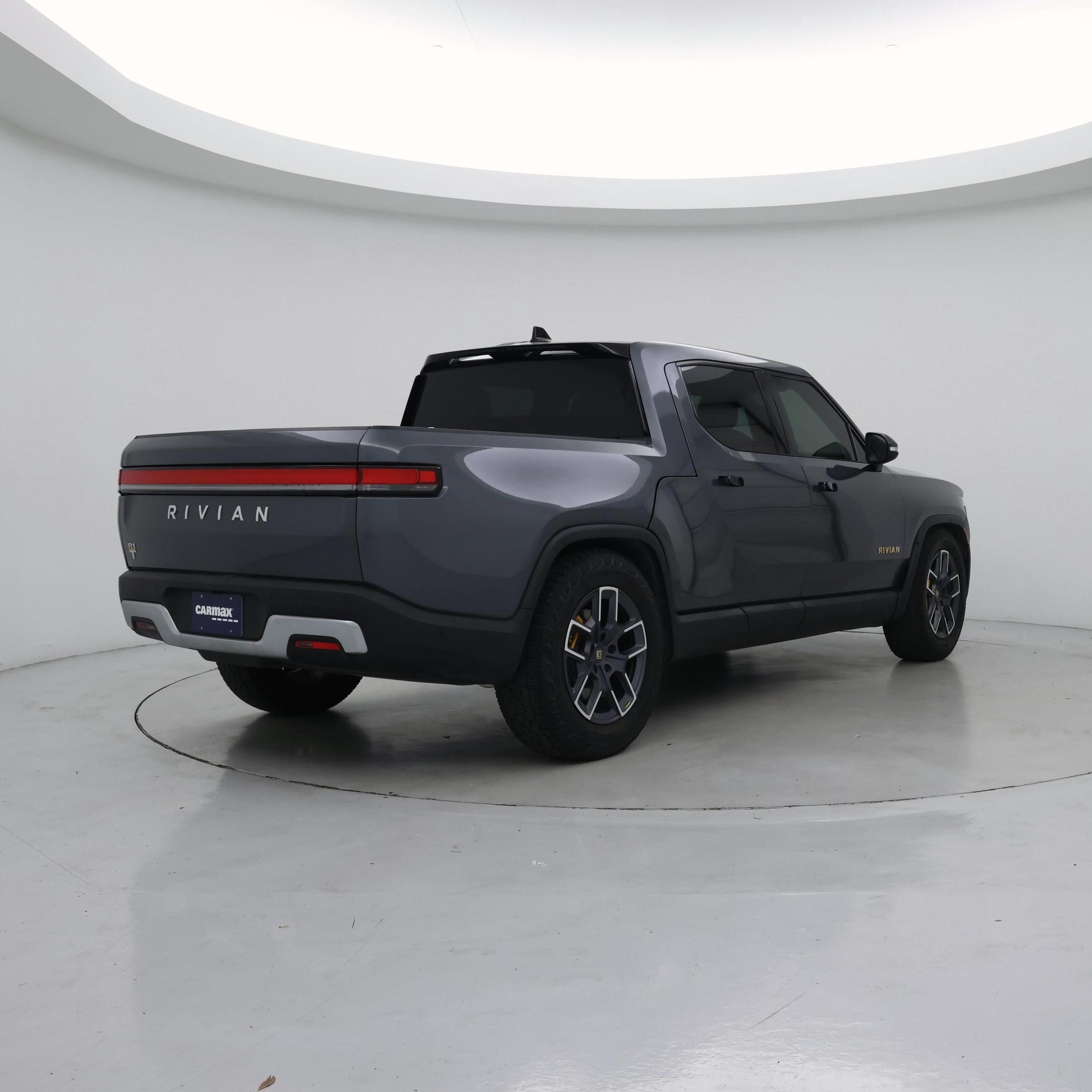 Thumbnail: 2022 Rivian R1T - 8