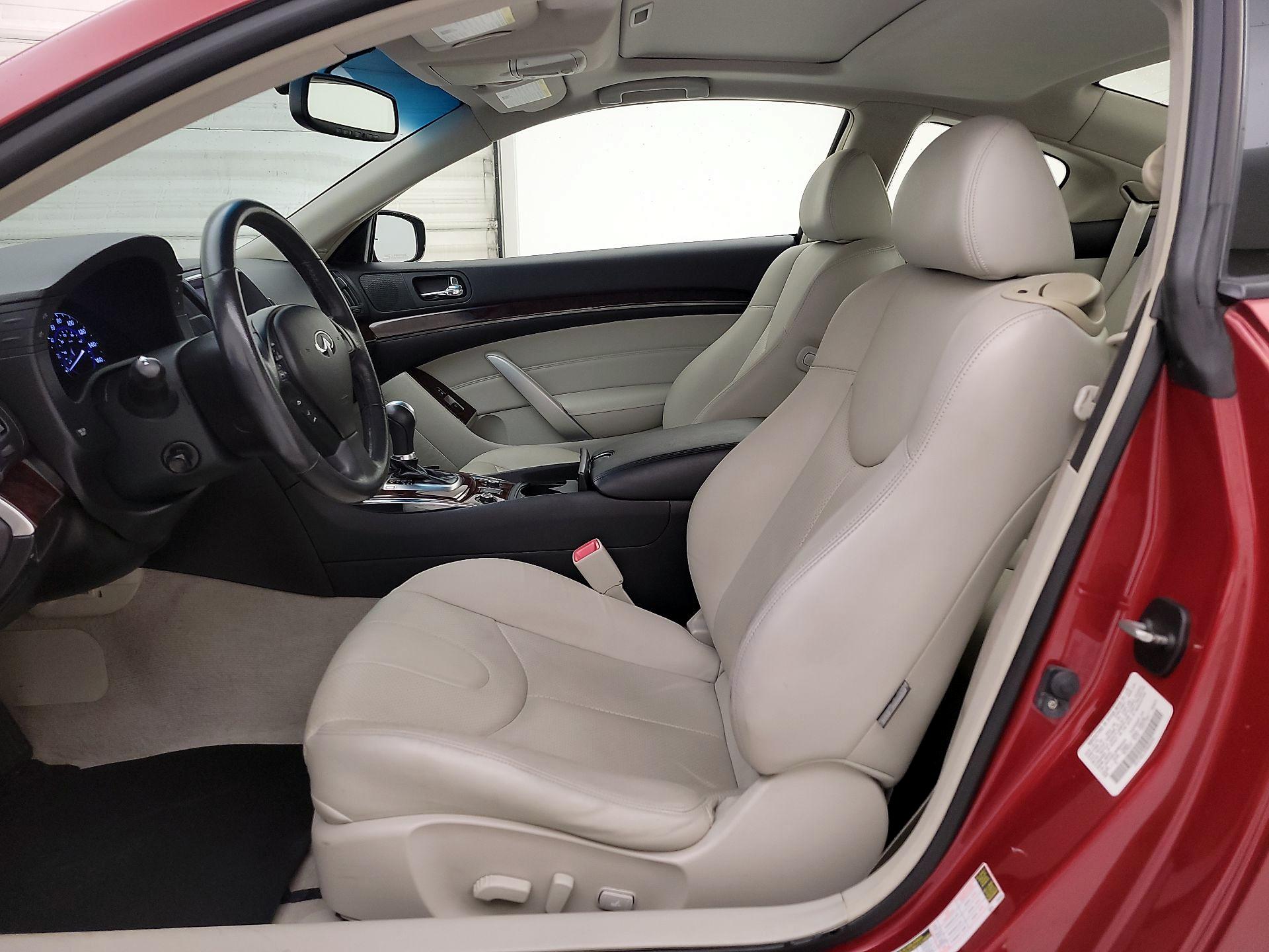 Thumbnail: 2015 INFINITI Q60 - 11