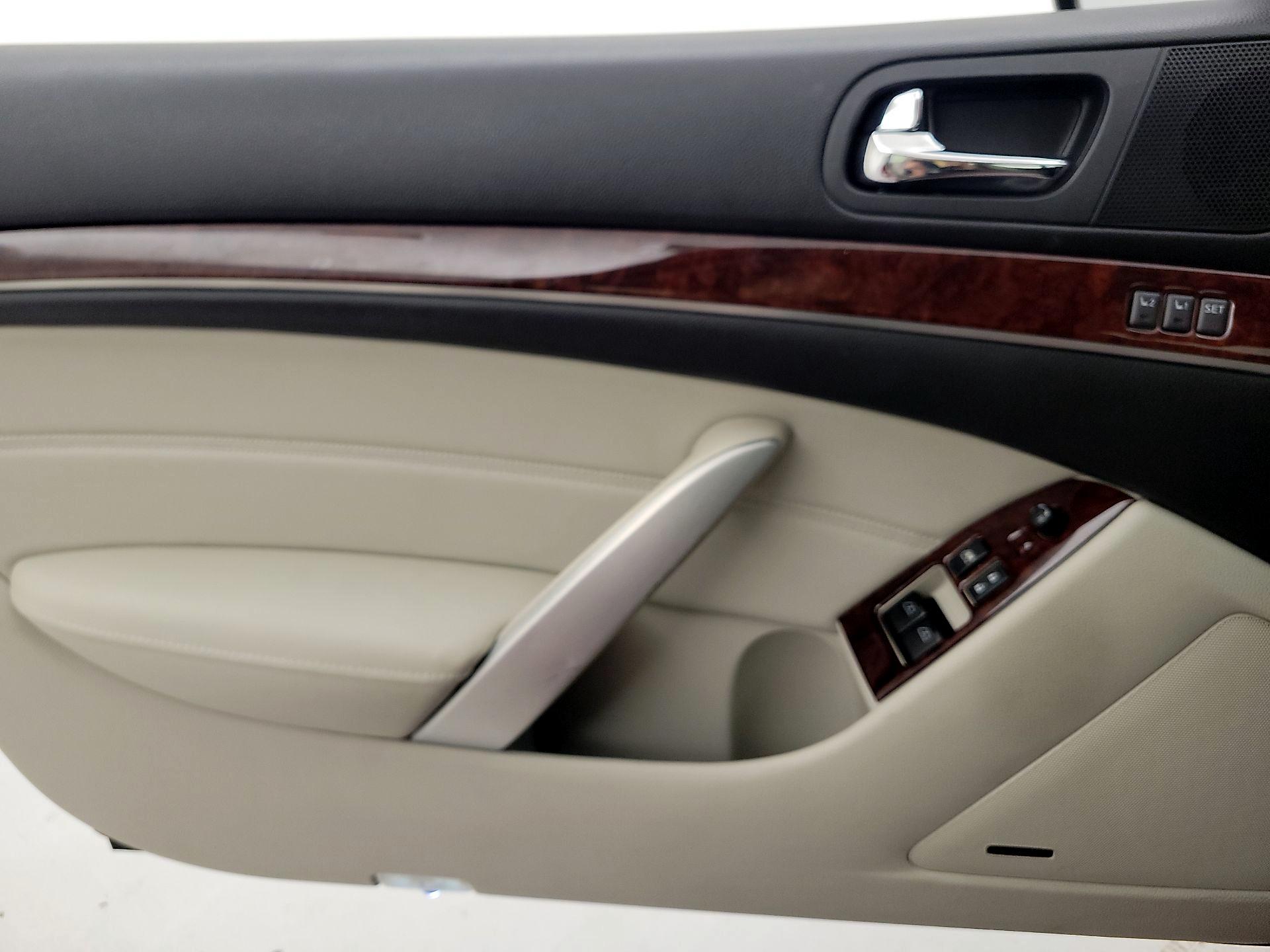 Thumbnail: 2015 INFINITI Q60 - 12