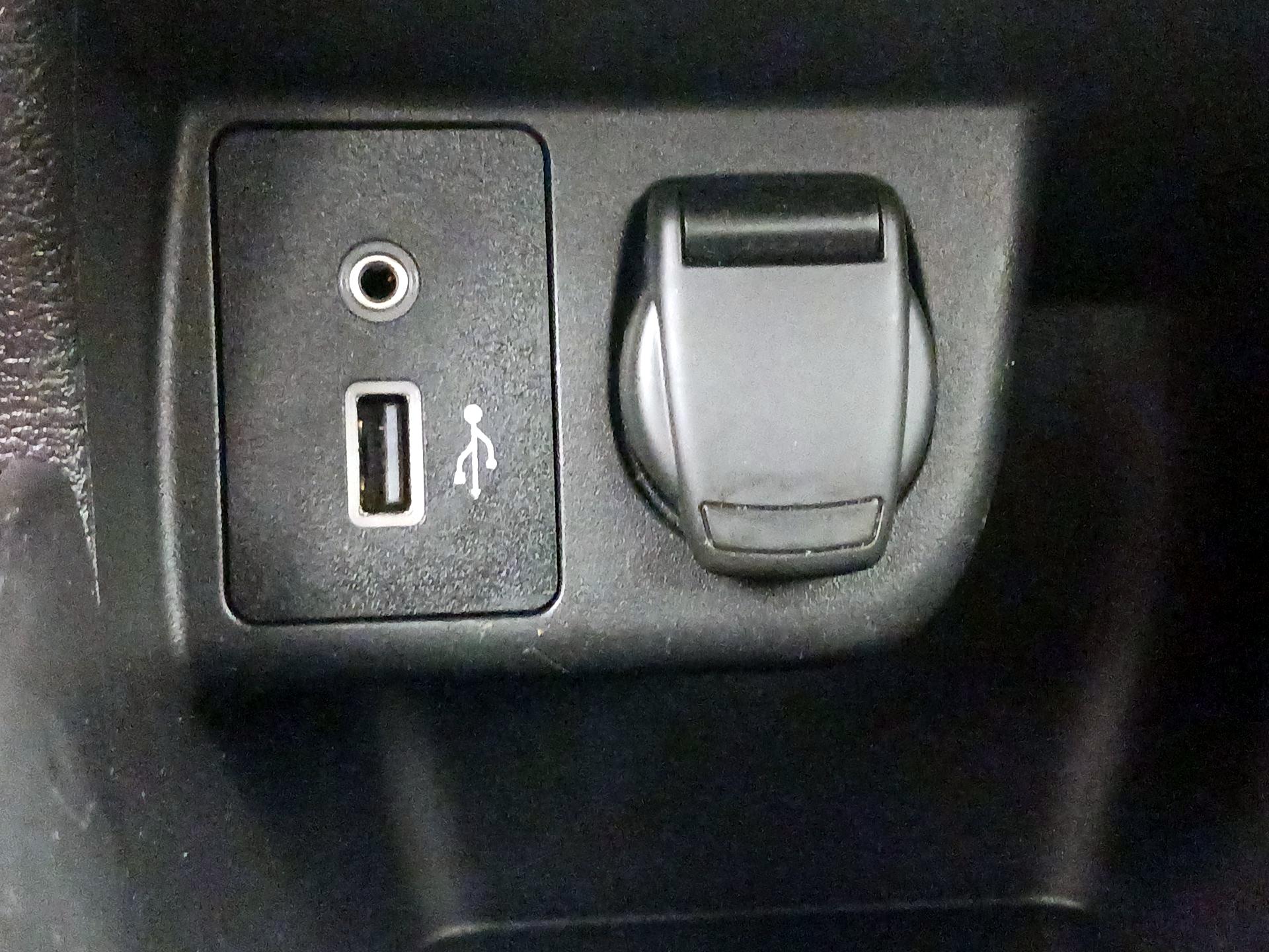 Thumbnail: 2025 Nissan Versa - 18