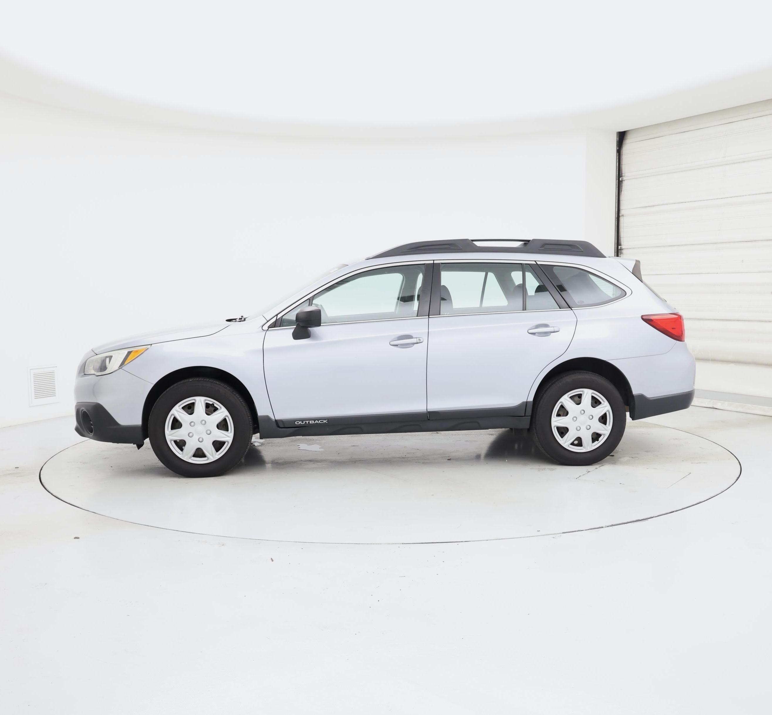 Thumbnail: 2015 Subaru Outback - 3