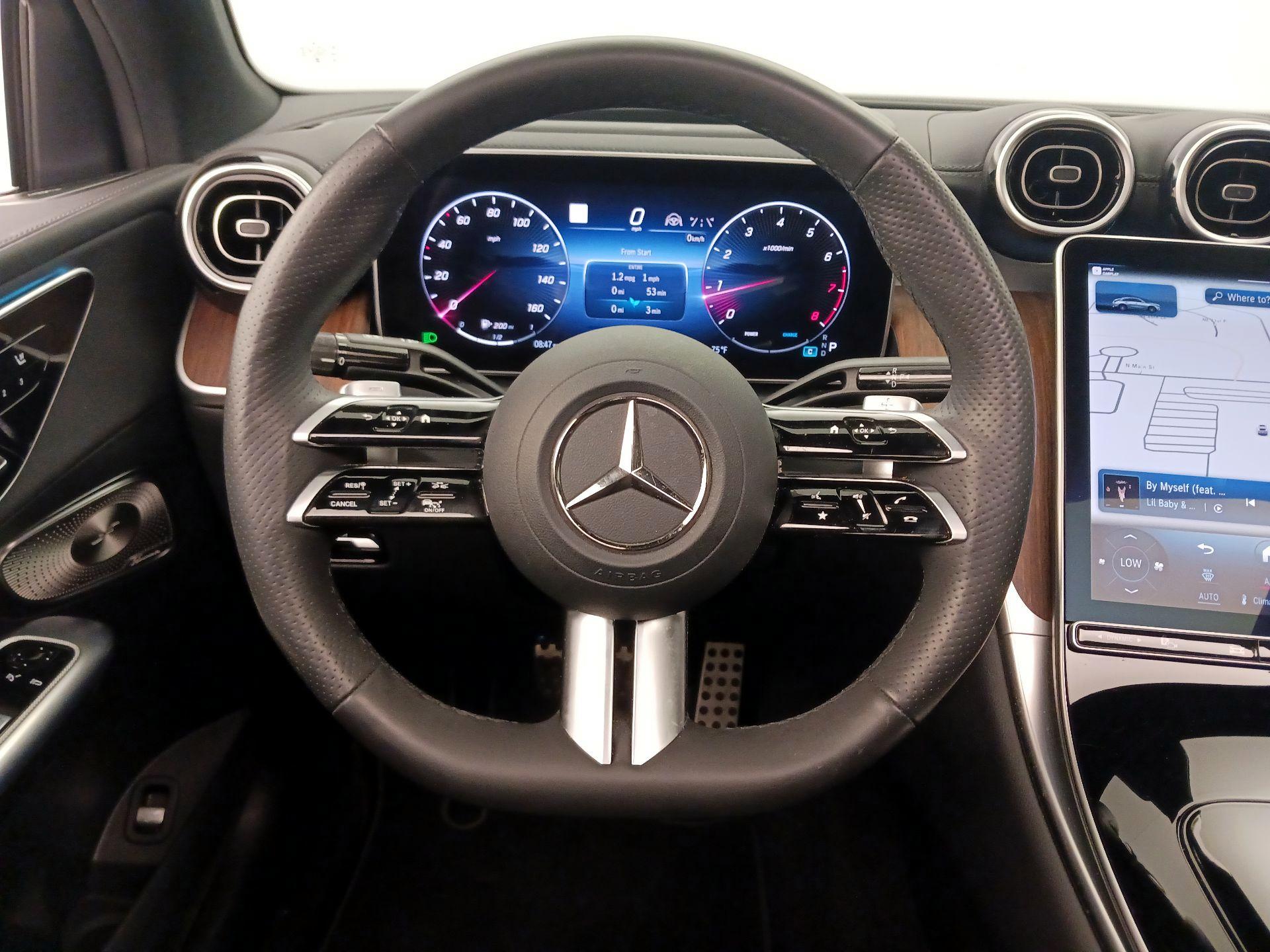 Thumbnail: 2024 Mercedes-Benz GLC - 10