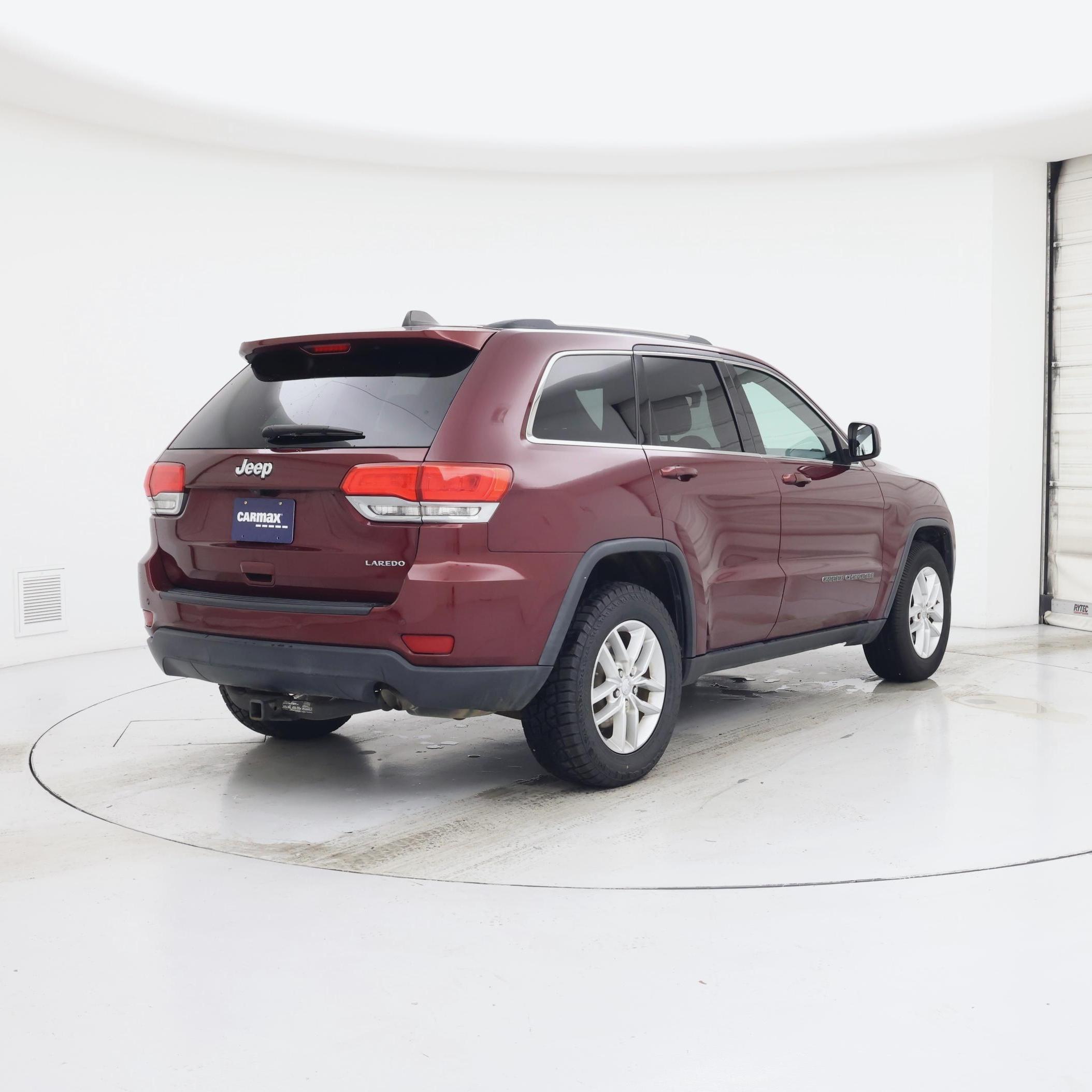 Thumbnail: 2017 Jeep Grand Cherokee - 8