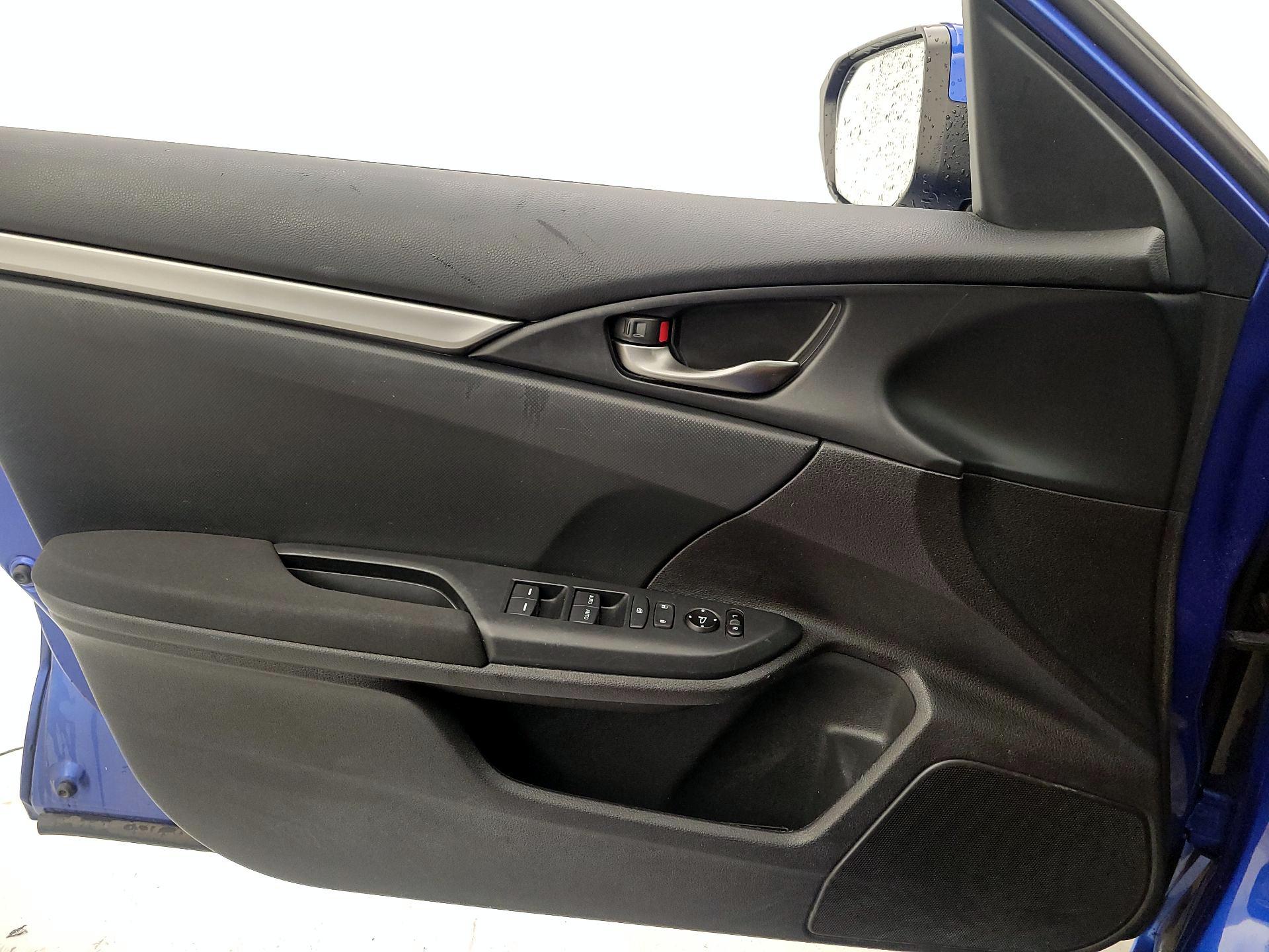 Thumbnail: 2017 Honda Civic - 12