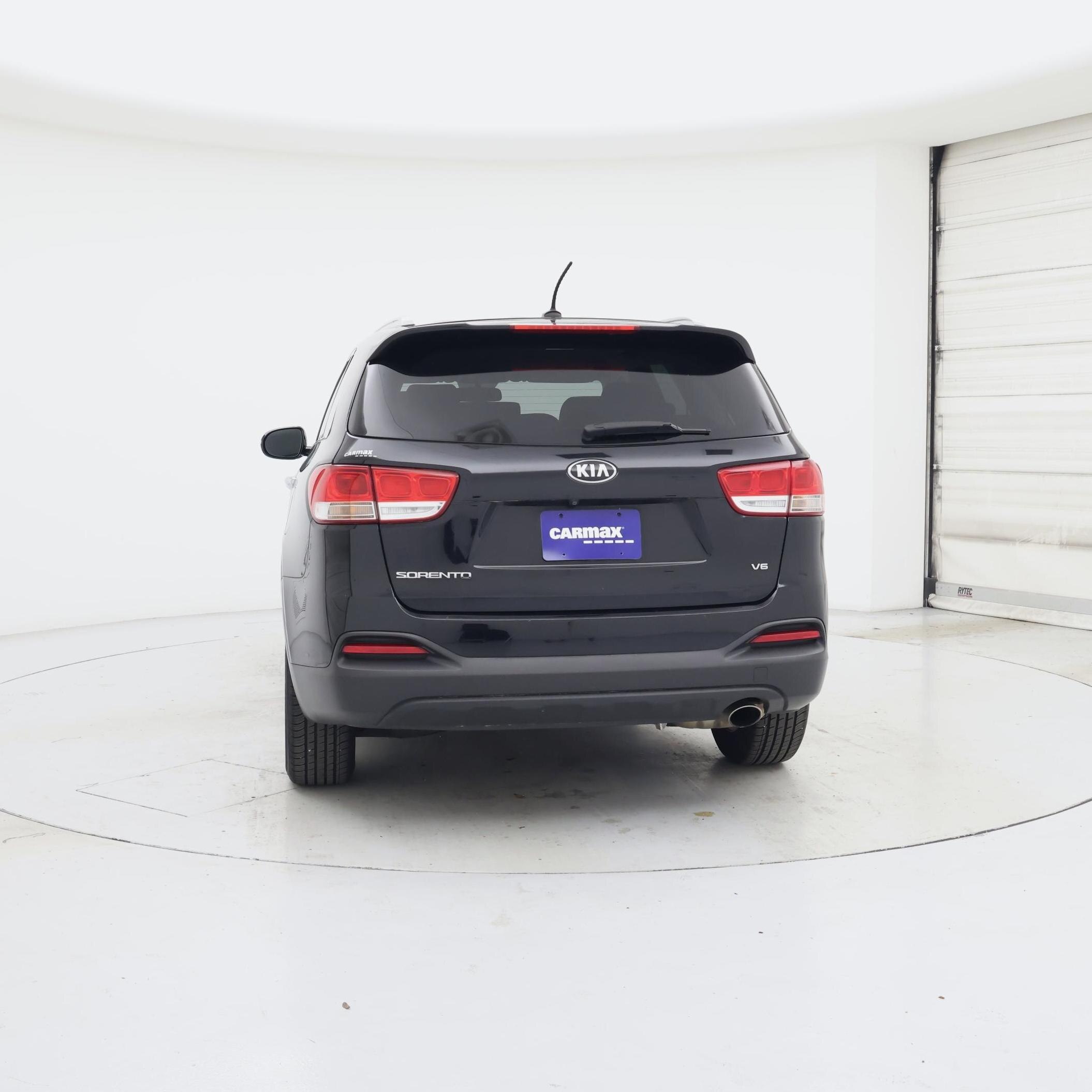 Thumbnail: 2017 Kia Sorento - 6