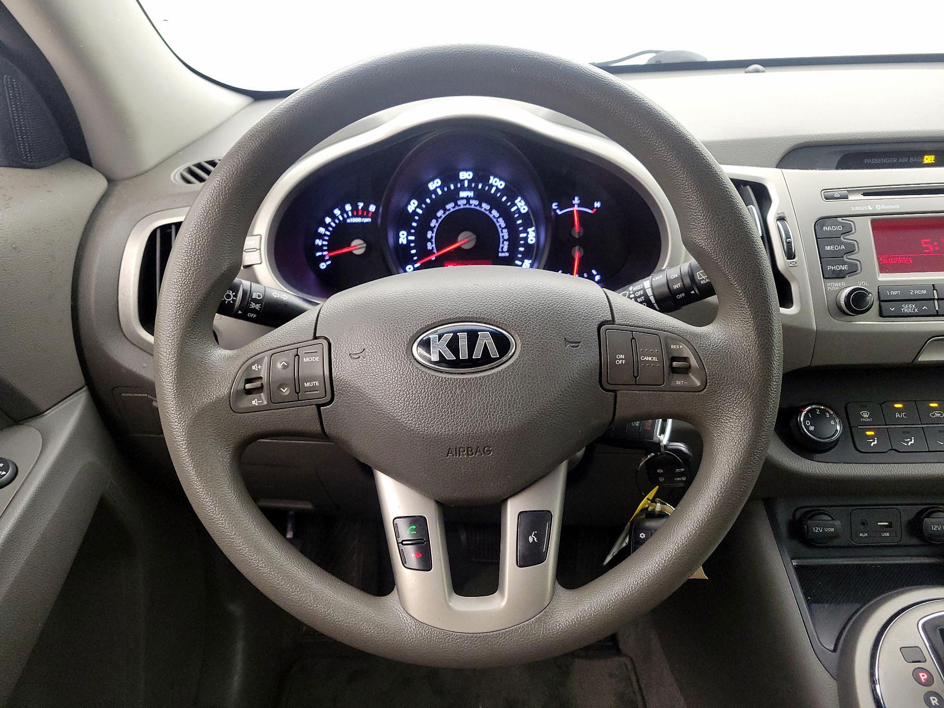 Thumbnail: 2016 Kia Sportage - 10