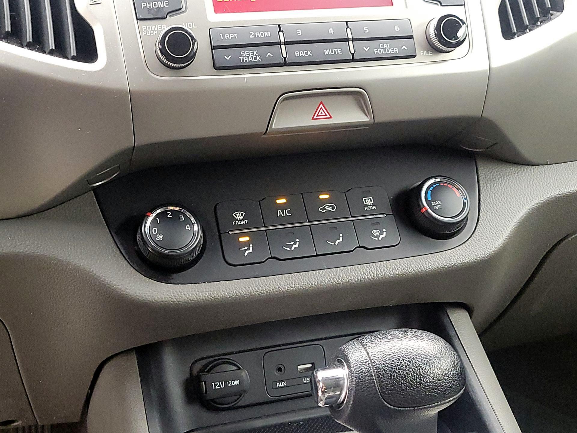 Thumbnail: 2016 Kia Sportage - 15