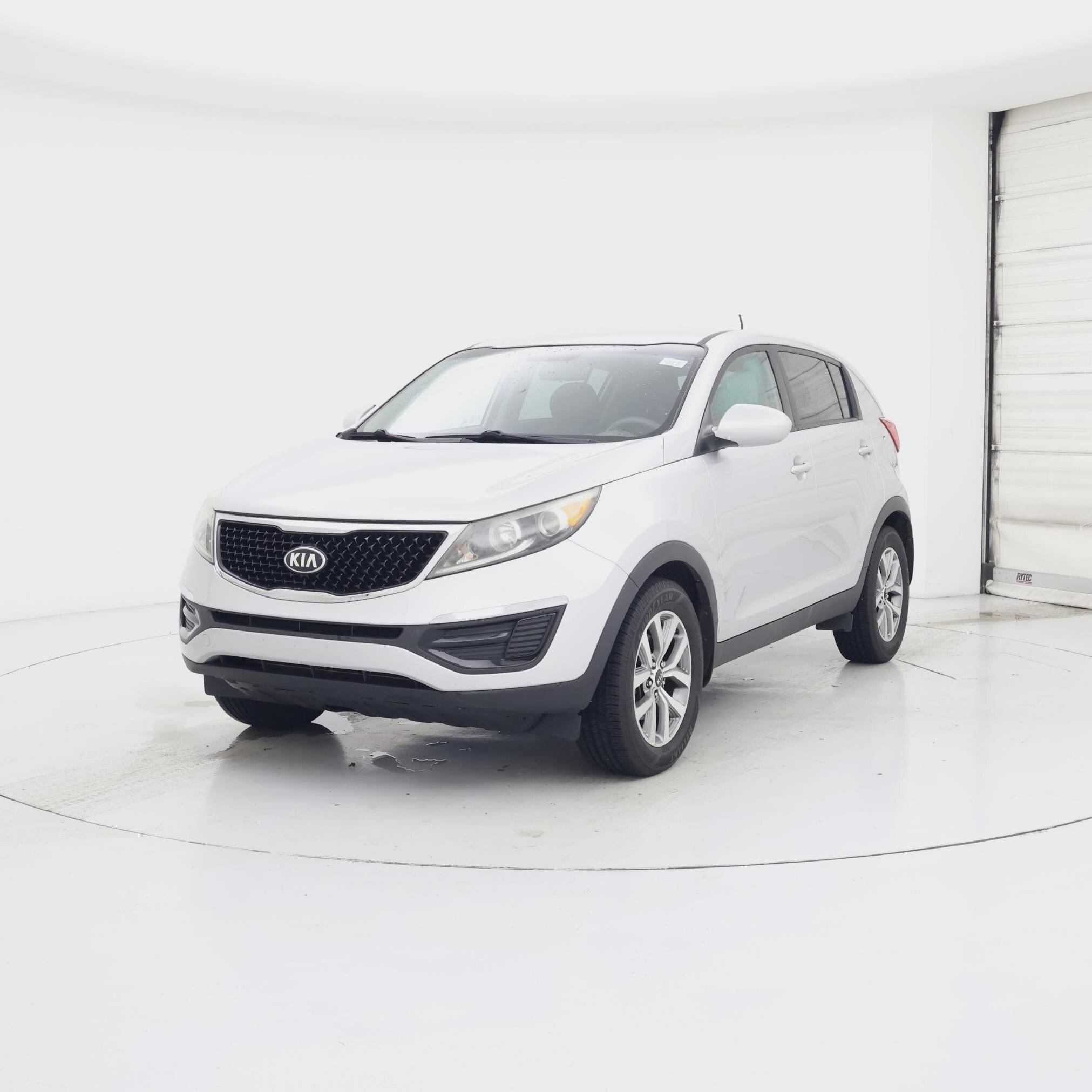 Thumbnail: 2016 Kia Sportage - 4