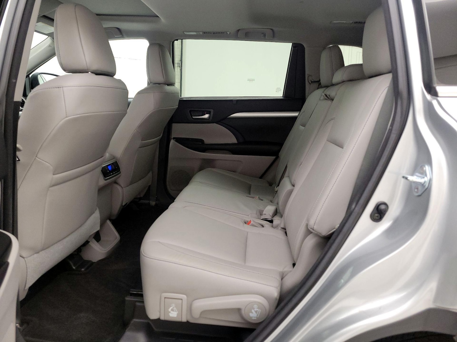 2017 Toyota Highlander XLE - Photo 20