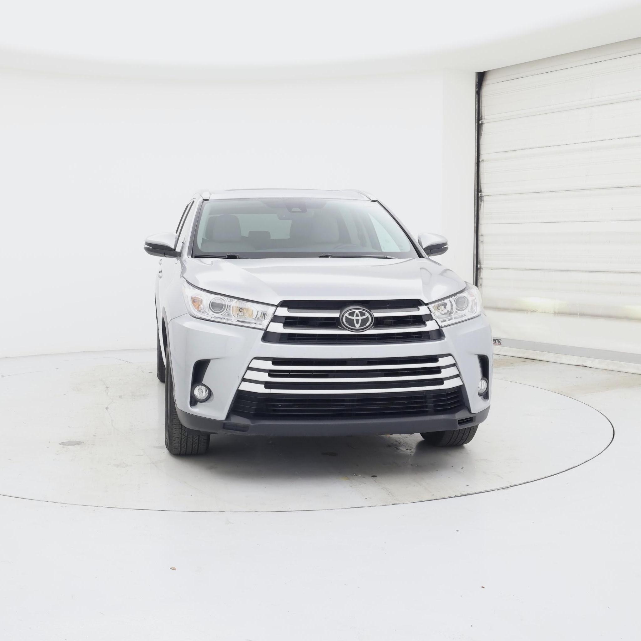Thumbnail: 2017 Toyota Highlander - 5