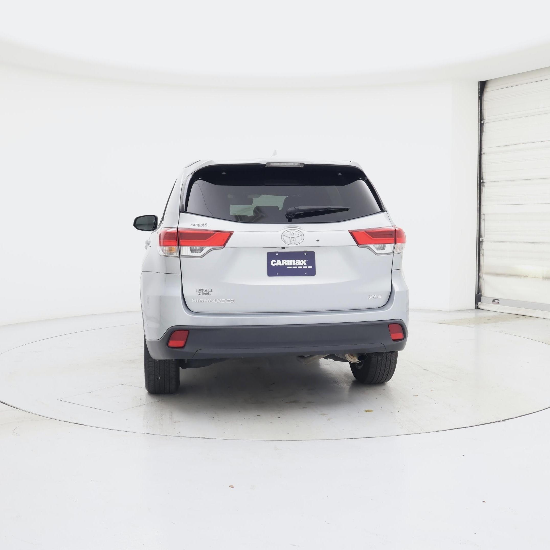 Thumbnail: 2017 Toyota Highlander - 6