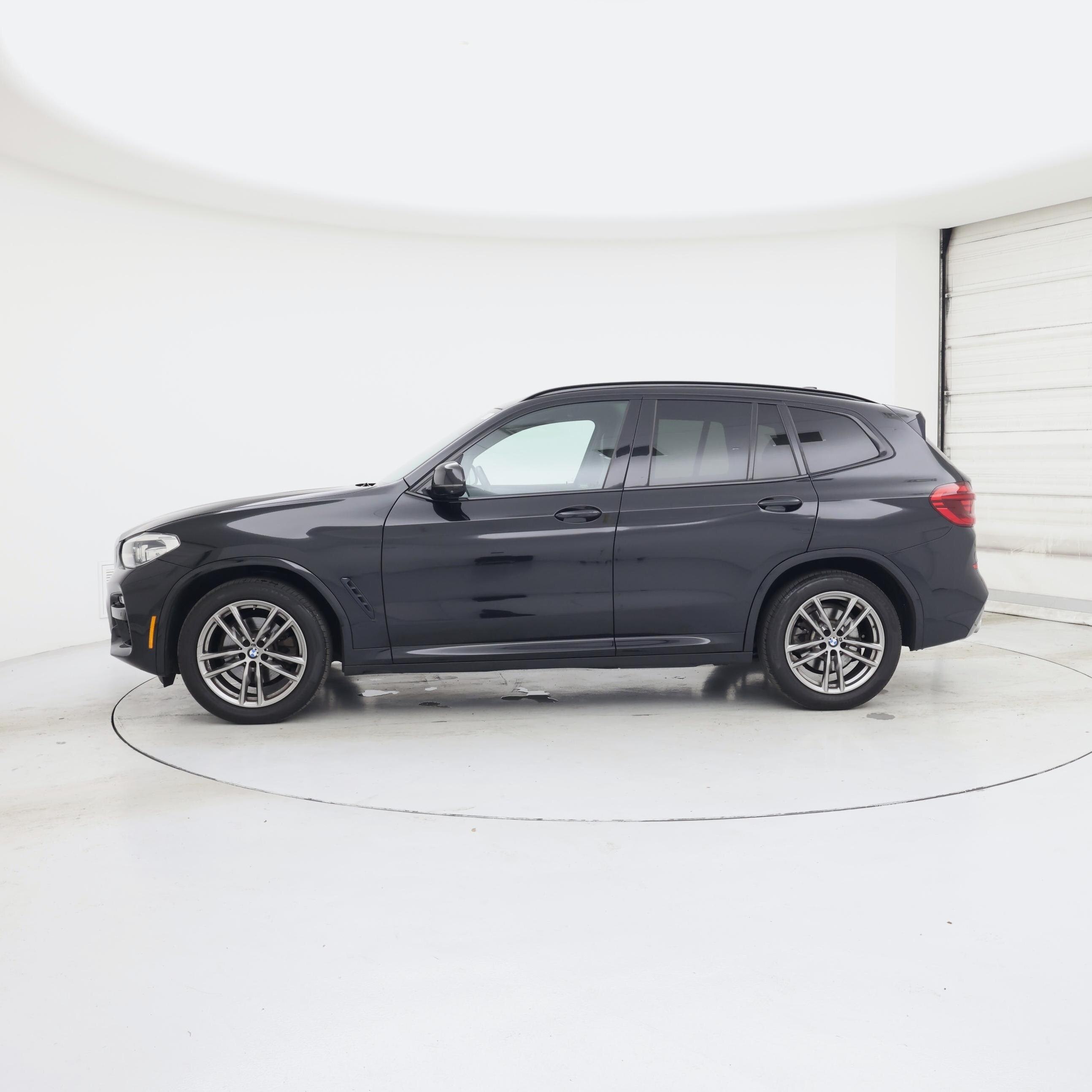 Thumbnail: 2021 BMW X3 - 3