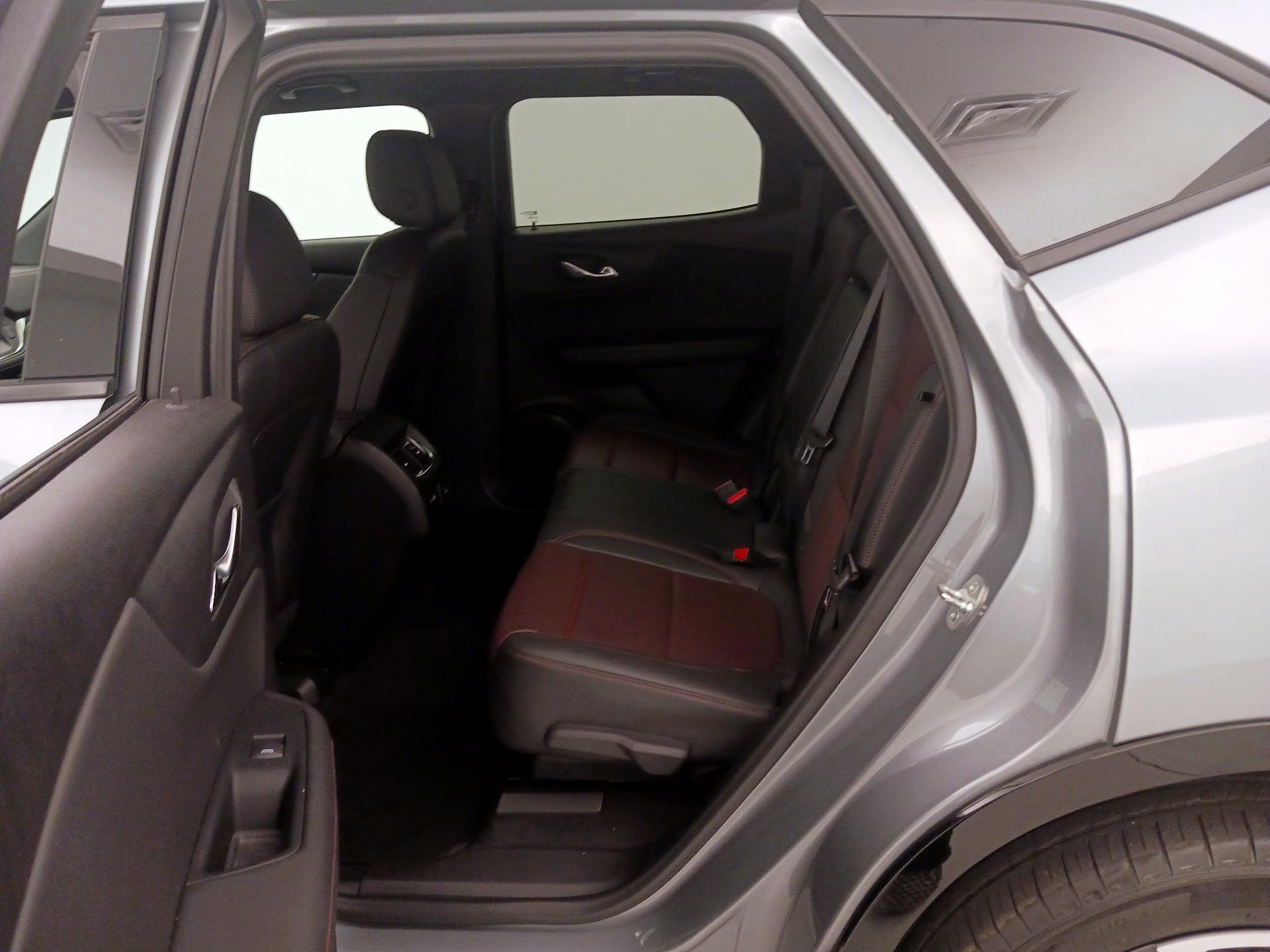 Thumbnail: 2025 Chevrolet Blazer - 20