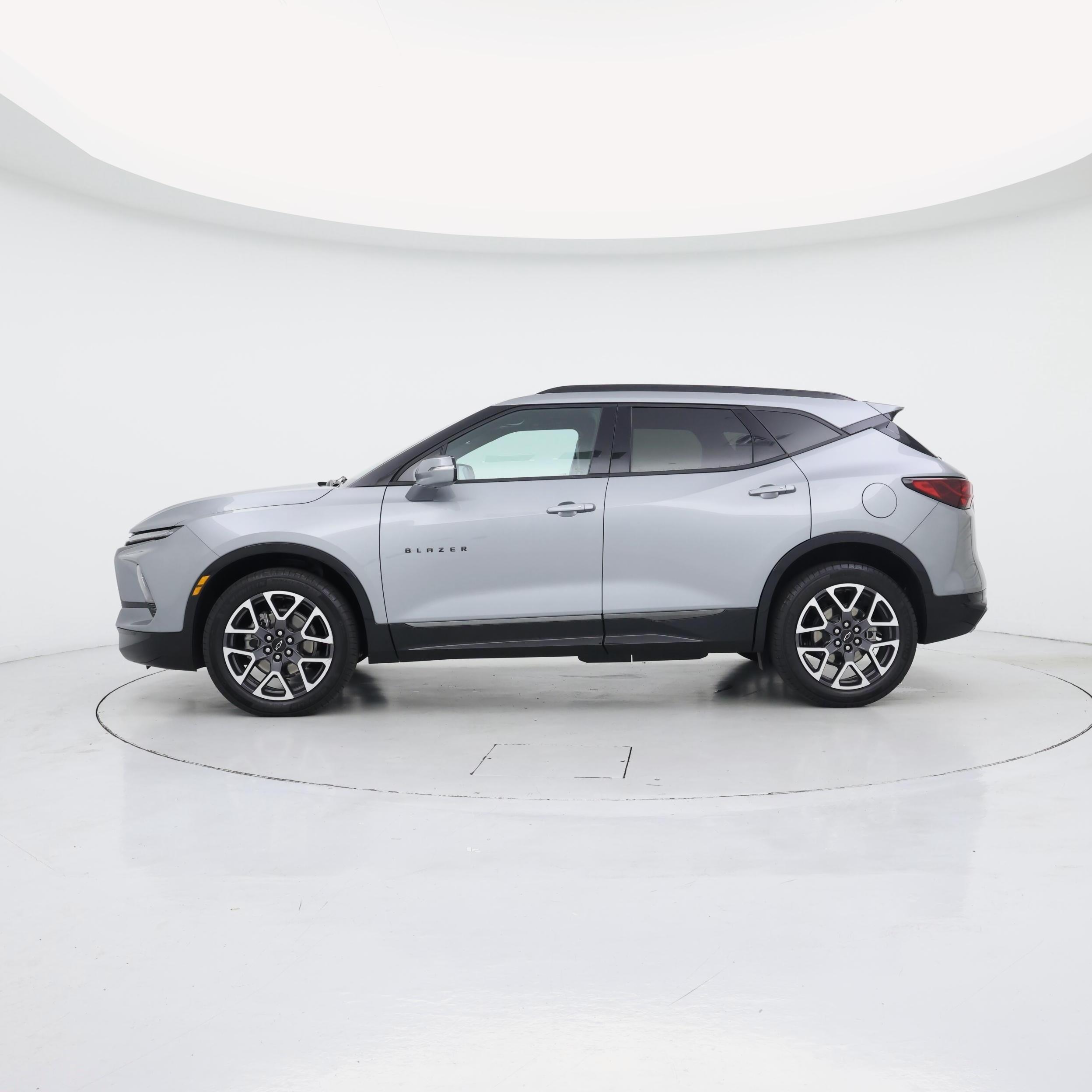 Thumbnail: 2025 Chevrolet Blazer - 3