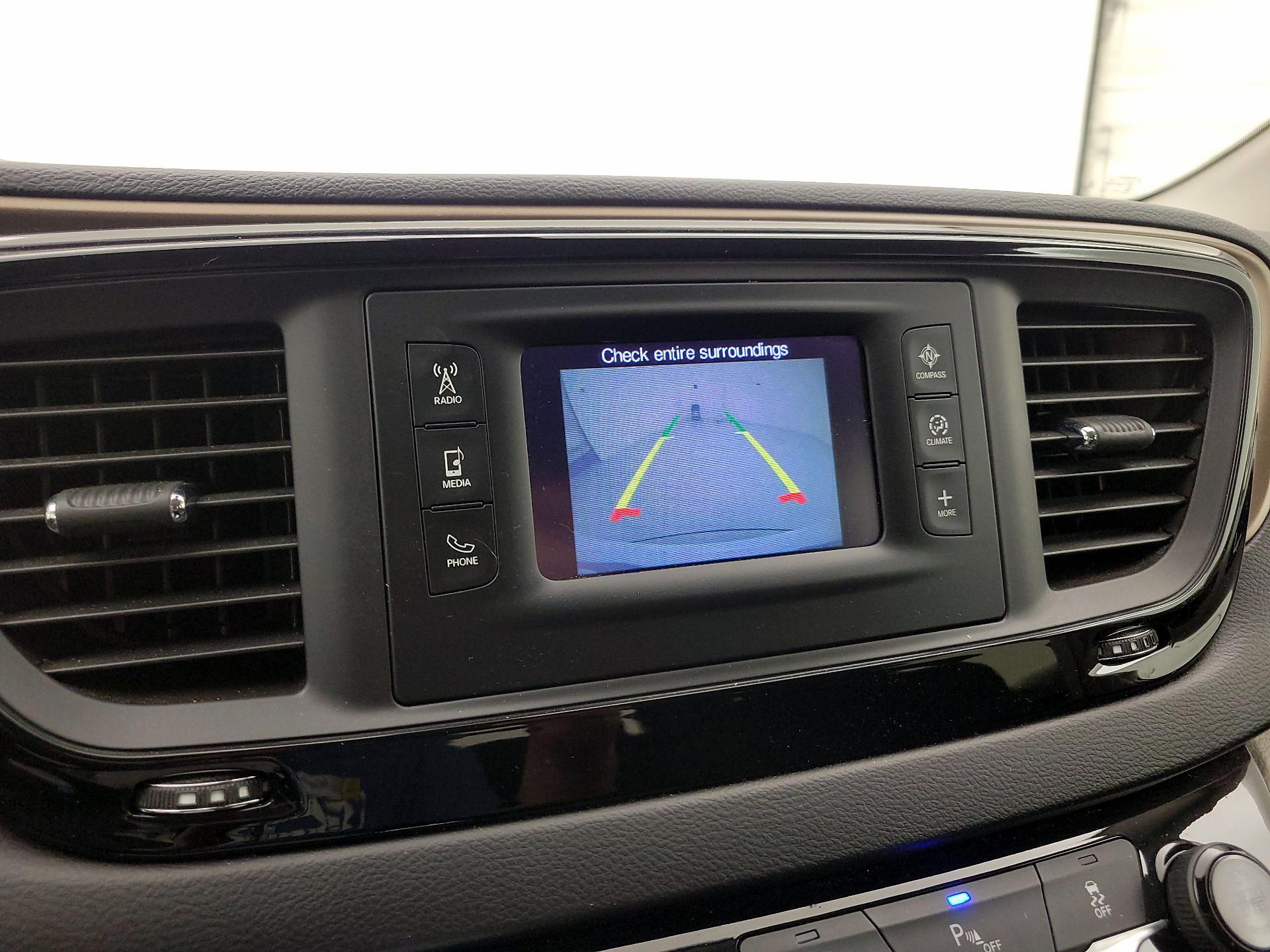 Thumbnail: 2017 Chrysler Pacifica - 14