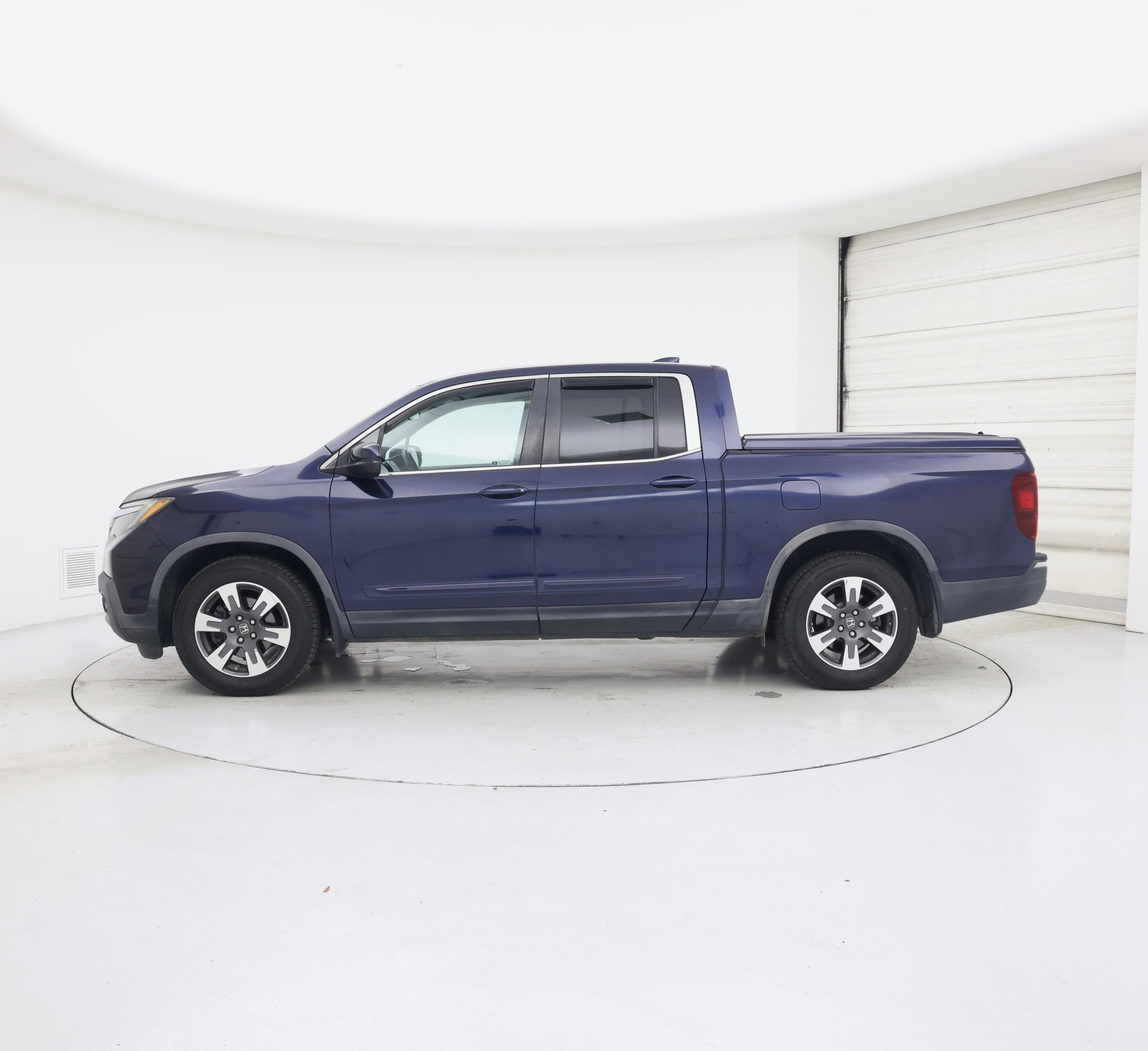 Thumbnail: 2018 Honda Ridgeline - 3