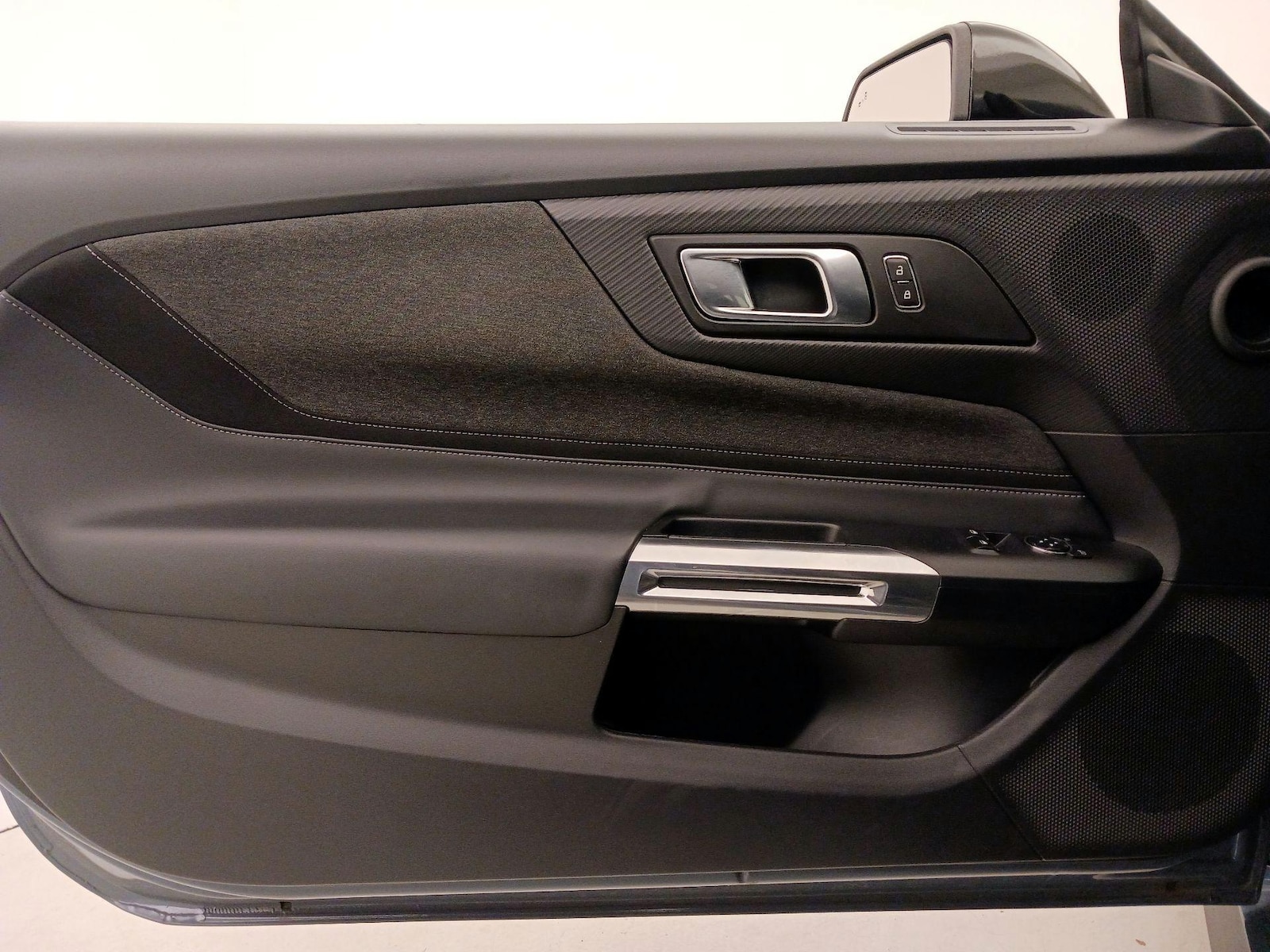 2024 Ford Mustang EcoBoost - Photo 13