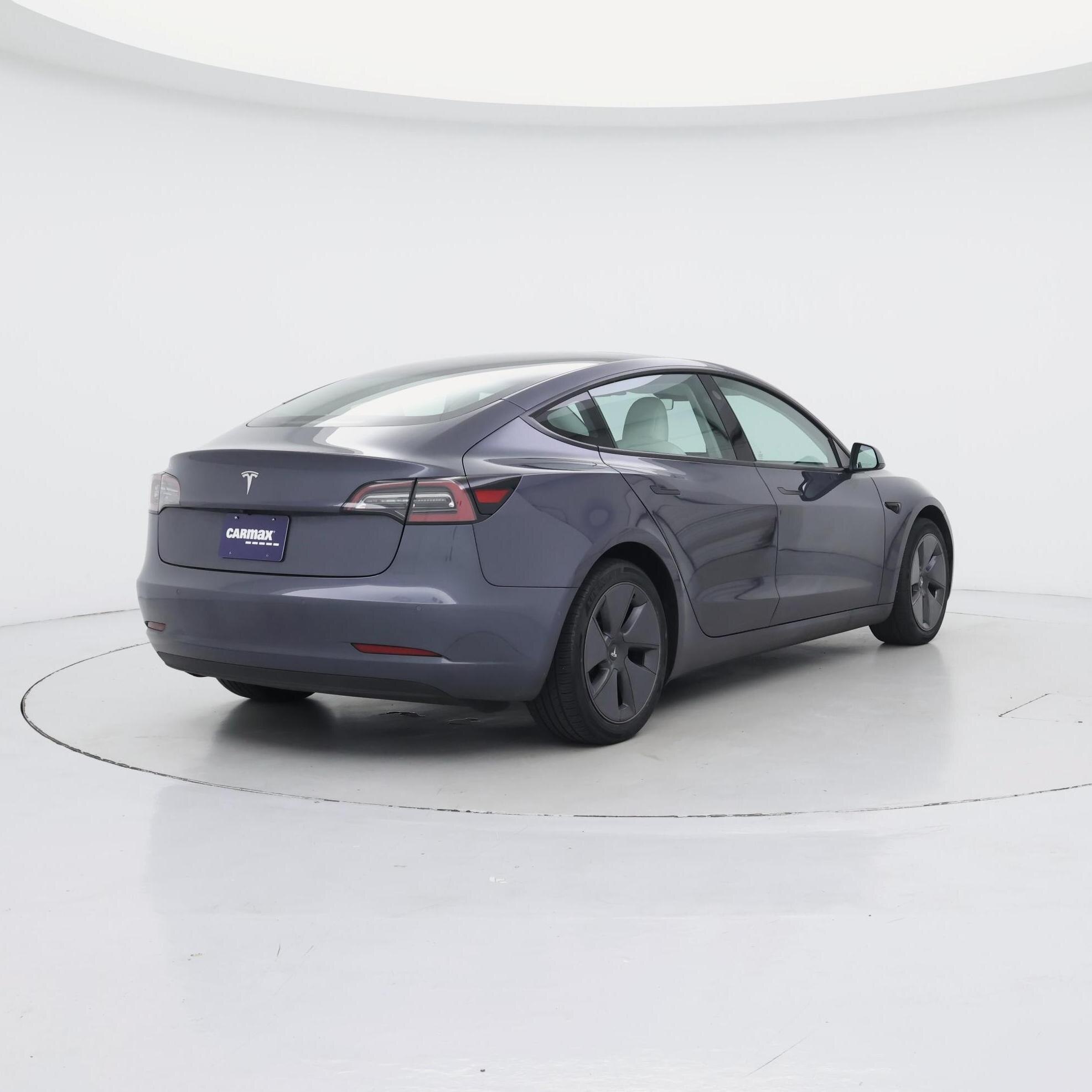 Thumbnail: 2022 Tesla Model 3 - 8
