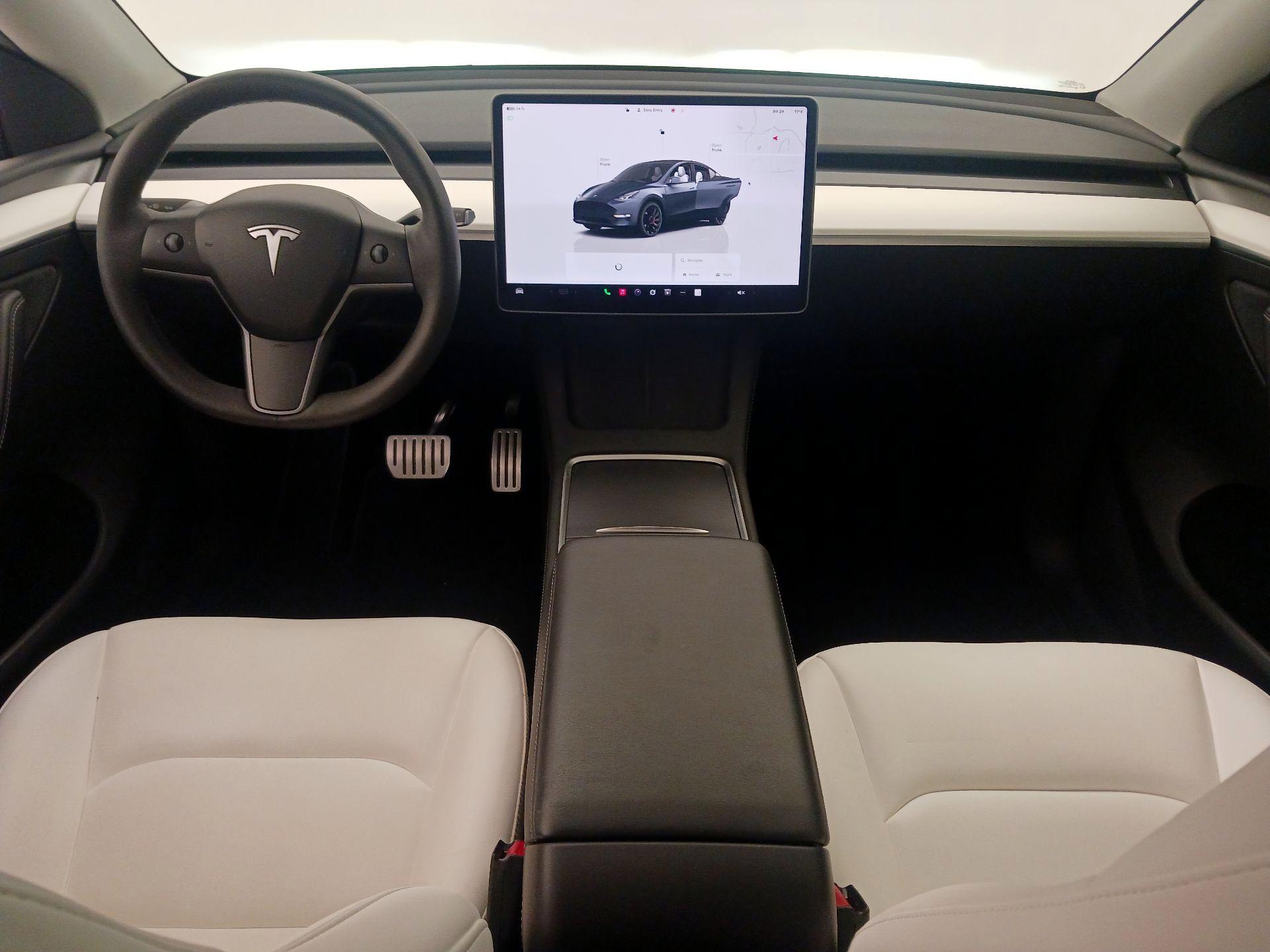 Thumbnail: 2023 Tesla Model Y - 9