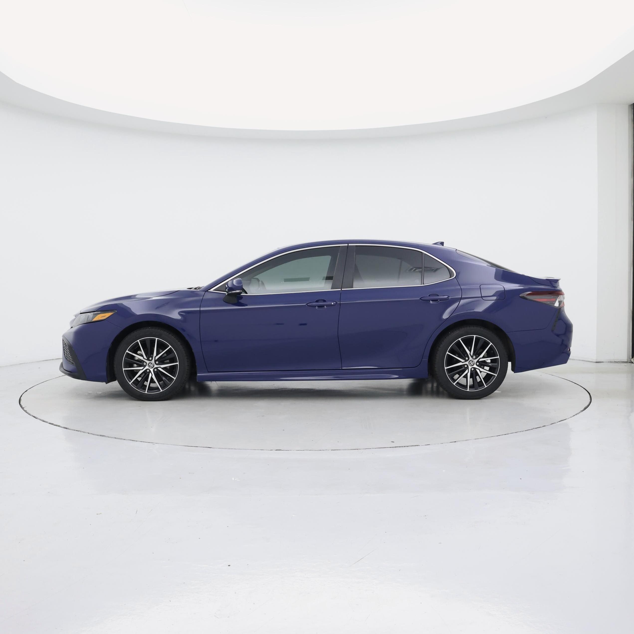 Thumbnail: 2024 Toyota Camry - 3