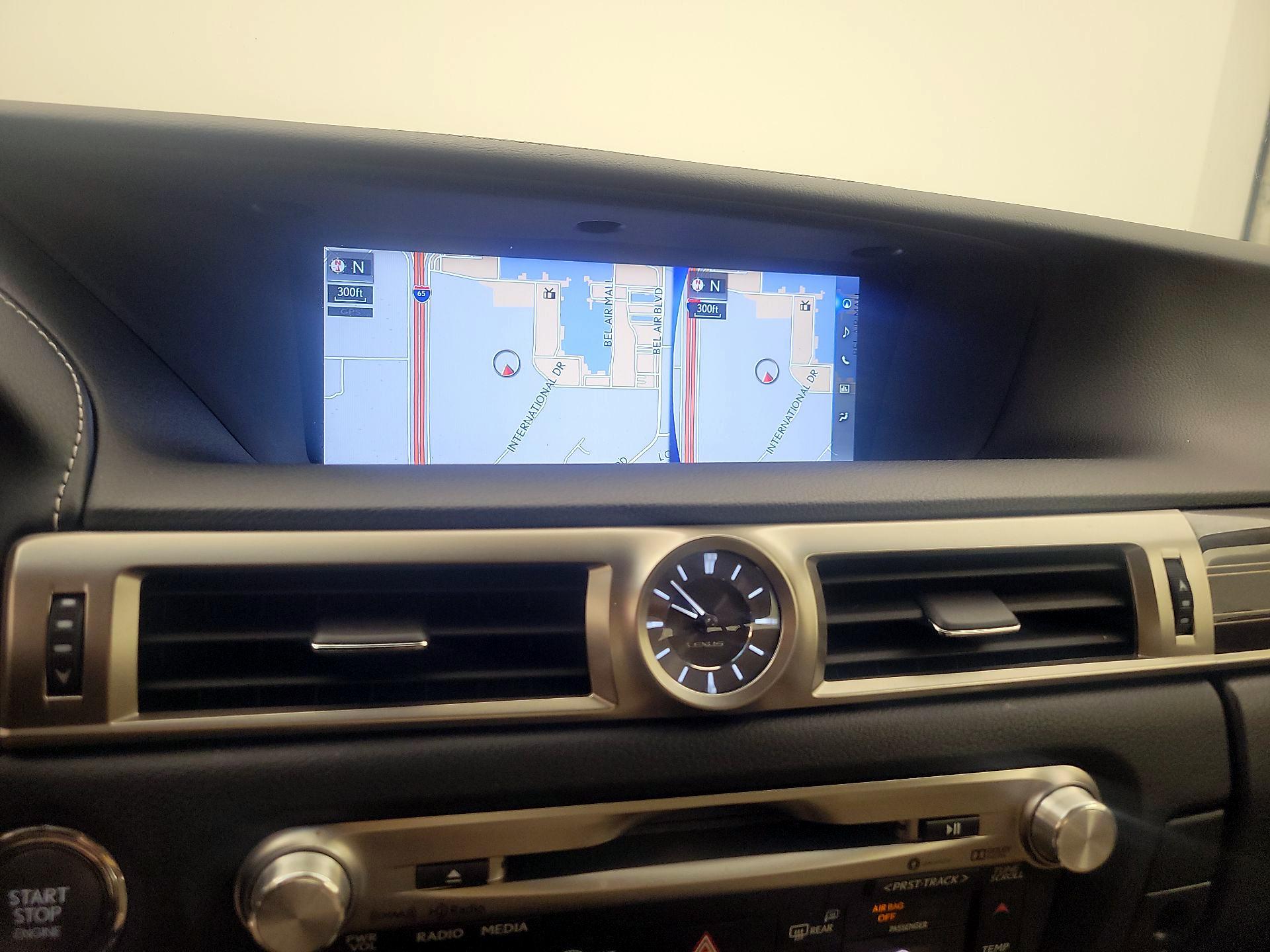 Thumbnail: 2018 Lexus GS - 16