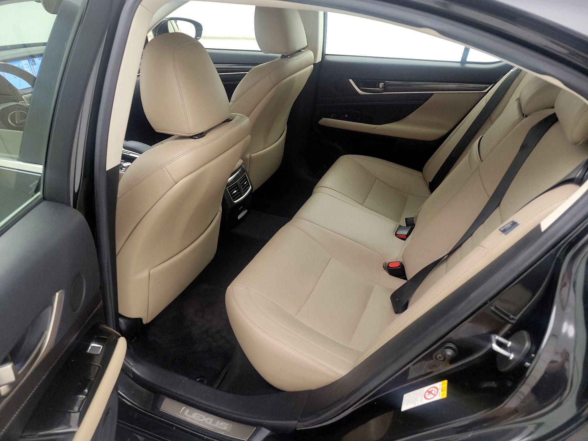 Thumbnail: 2018 Lexus GS - 20