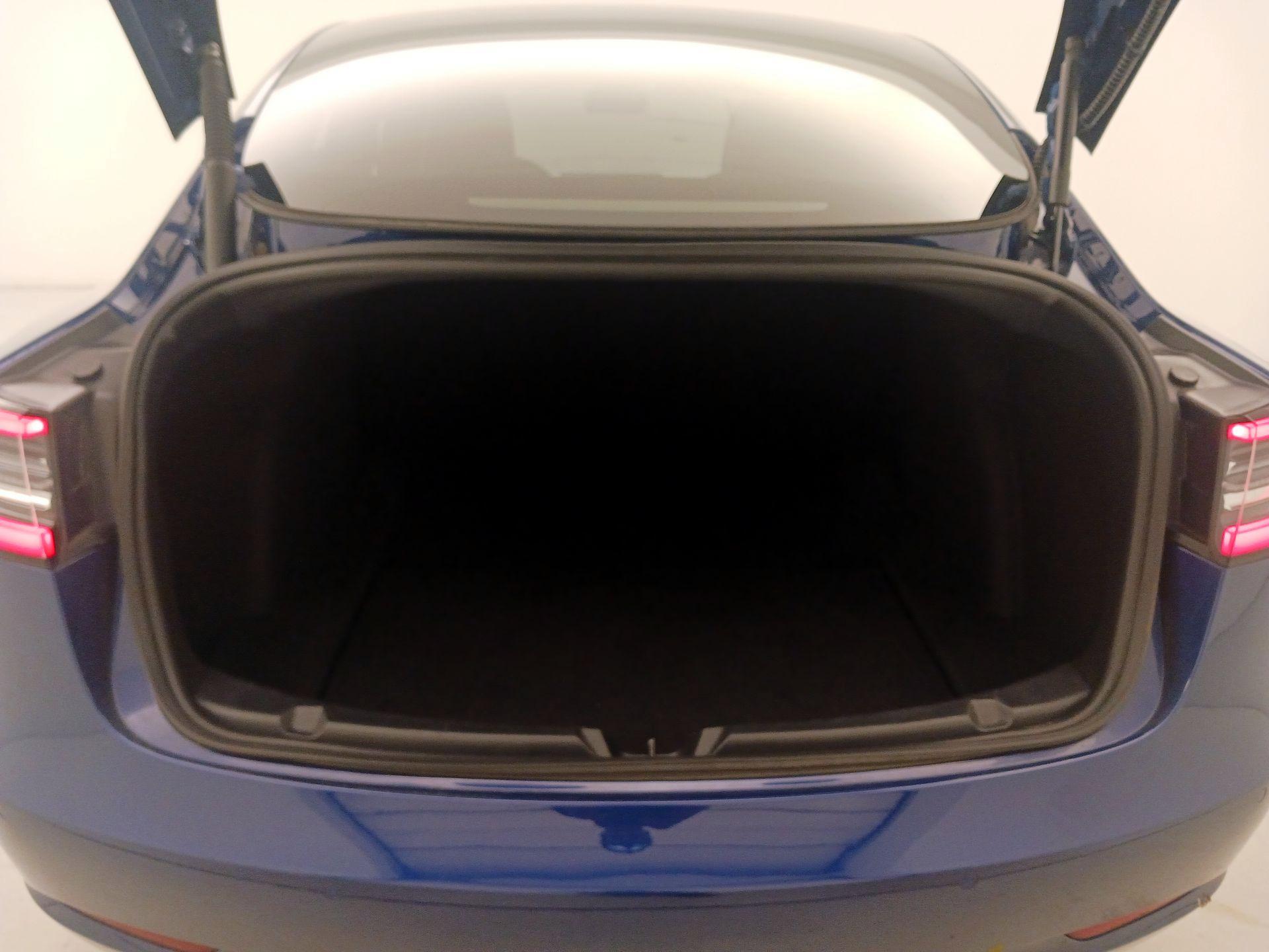 Thumbnail: 2021 Tesla Model 3 - 20