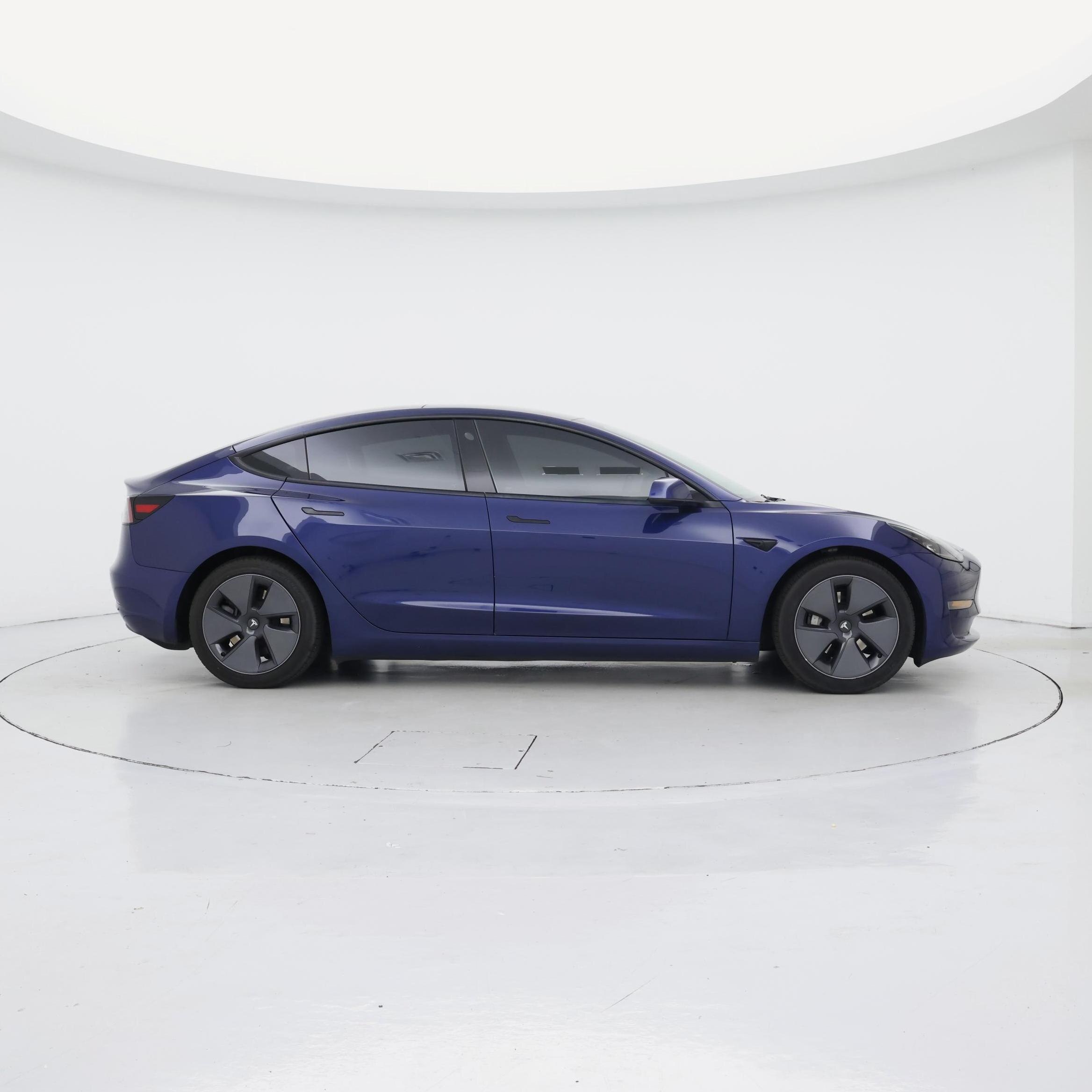 Thumbnail: 2021 Tesla Model 3 - 7